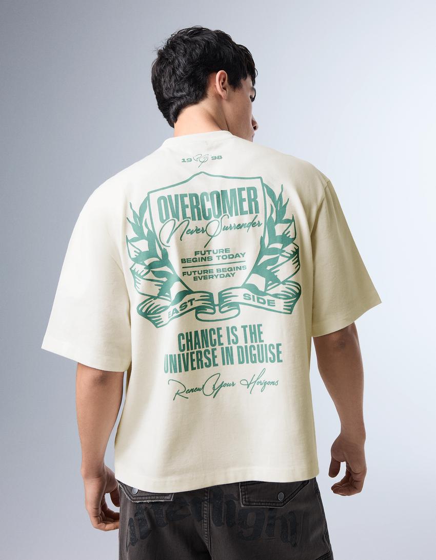 تيشيرت بقصة مريحة وطبعة-أبيض