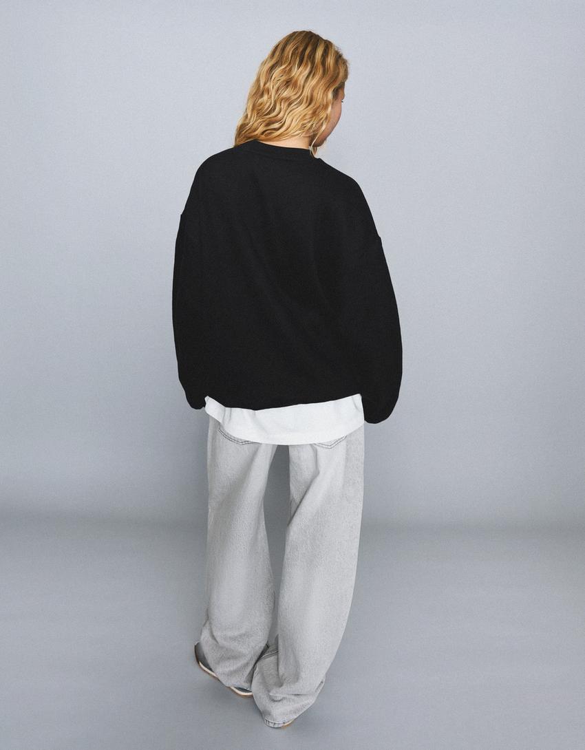 Oversize-Sweatshirt mit Taschen-Schwarz-1