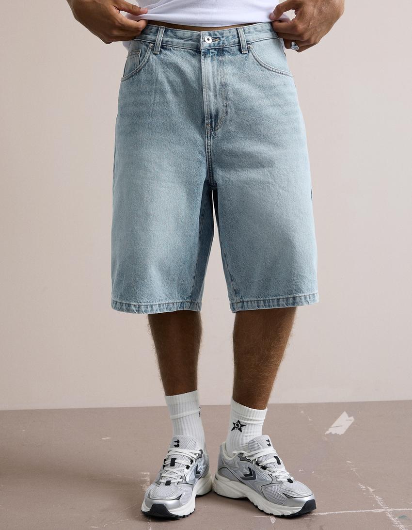 Embroidered denim Bermuda shorts-Light blue