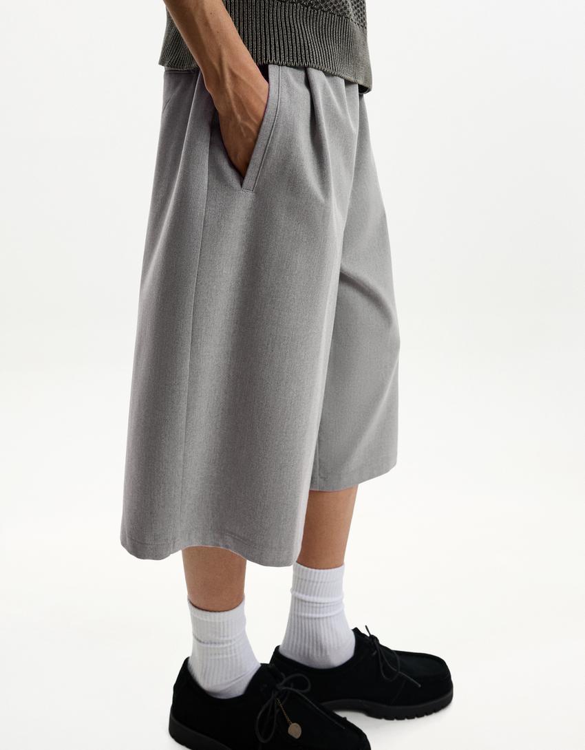 Tailored baggy Bermuda short sweatpants