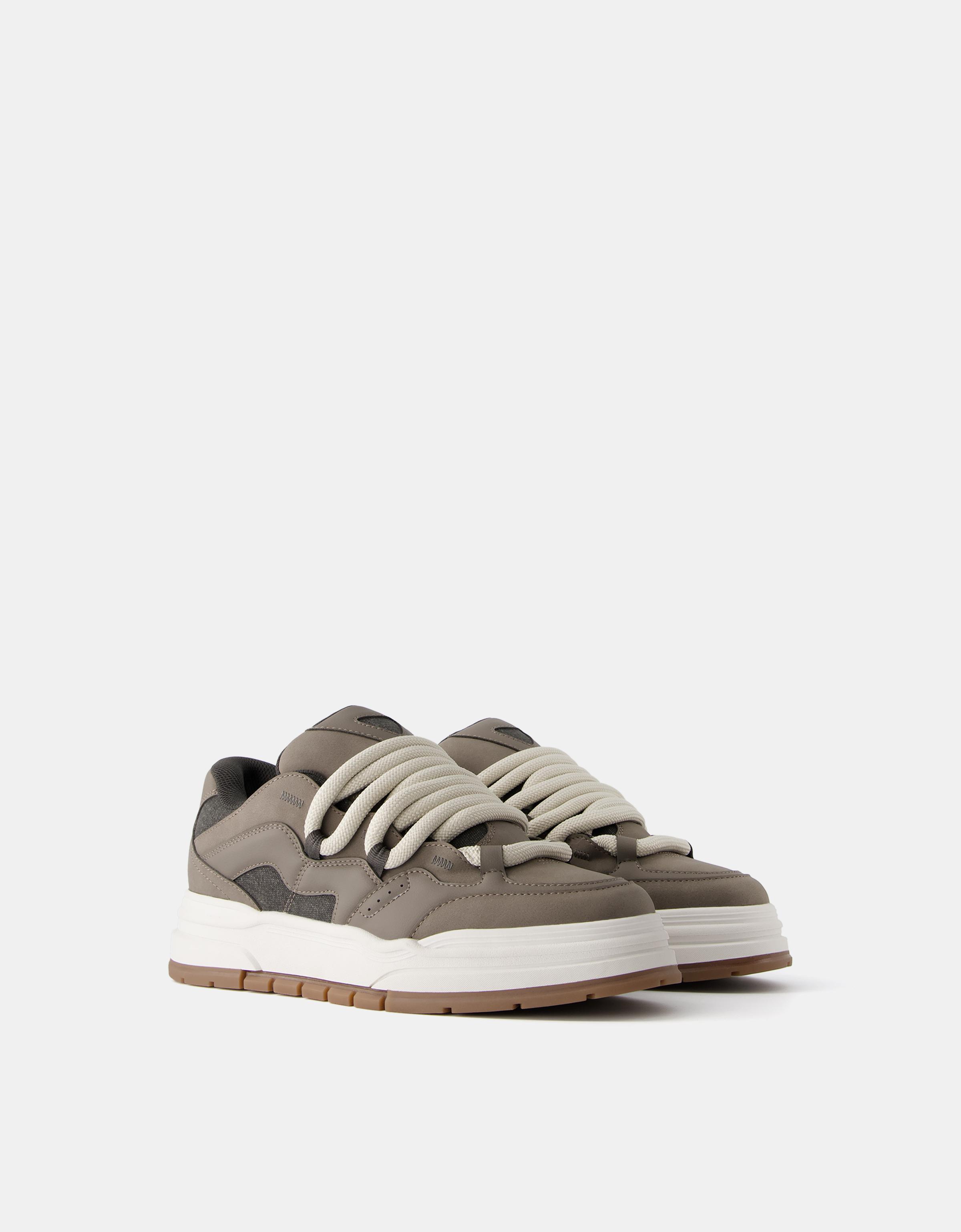 Bershka Herren-Sneaker Im Skate-Stil Mit Dicker Sohle Herren 40 Taupe