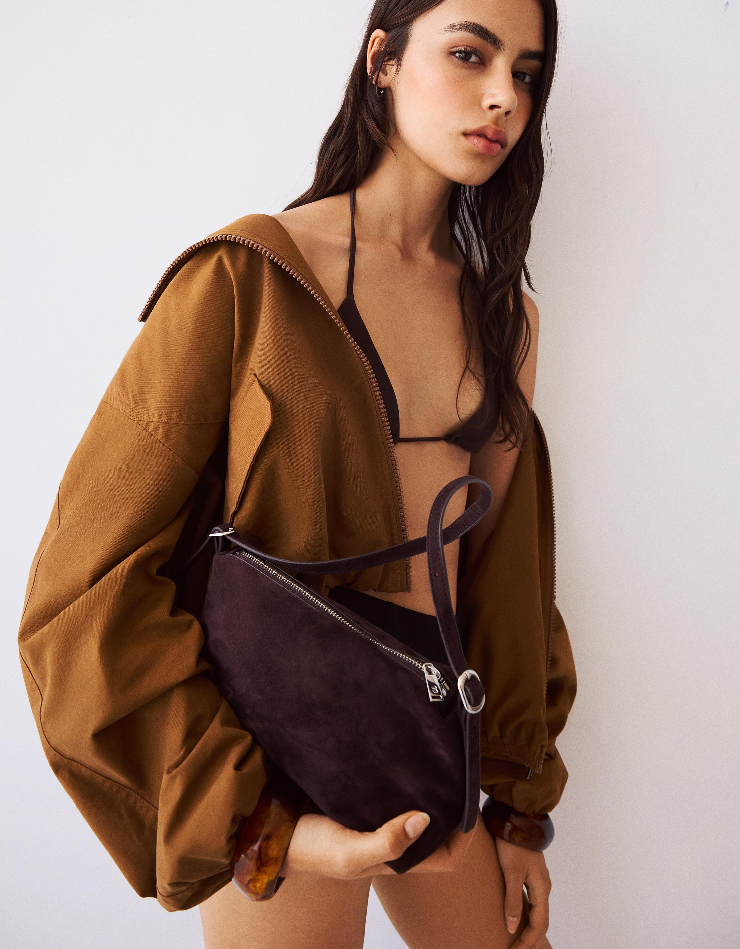 Bershka Mini-Tasche In Wildlederoptik Damen M Braun