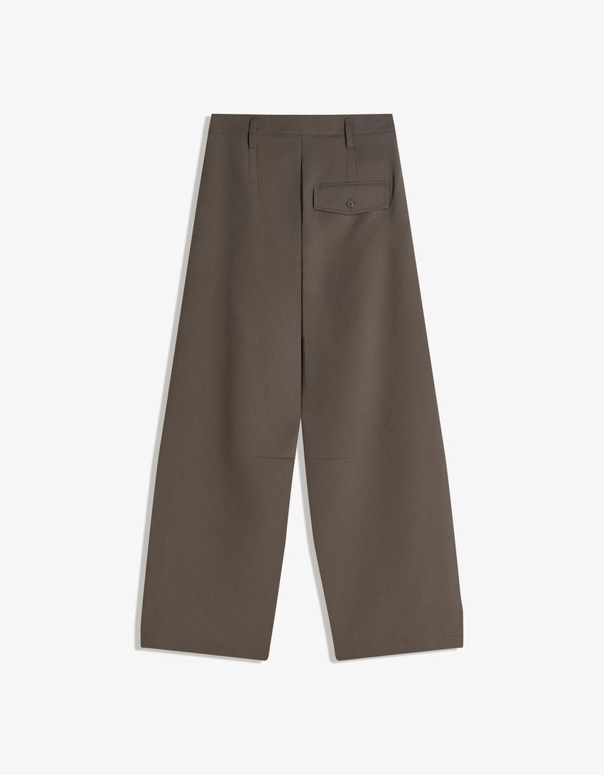 Barrel trousers with pleats-Sand