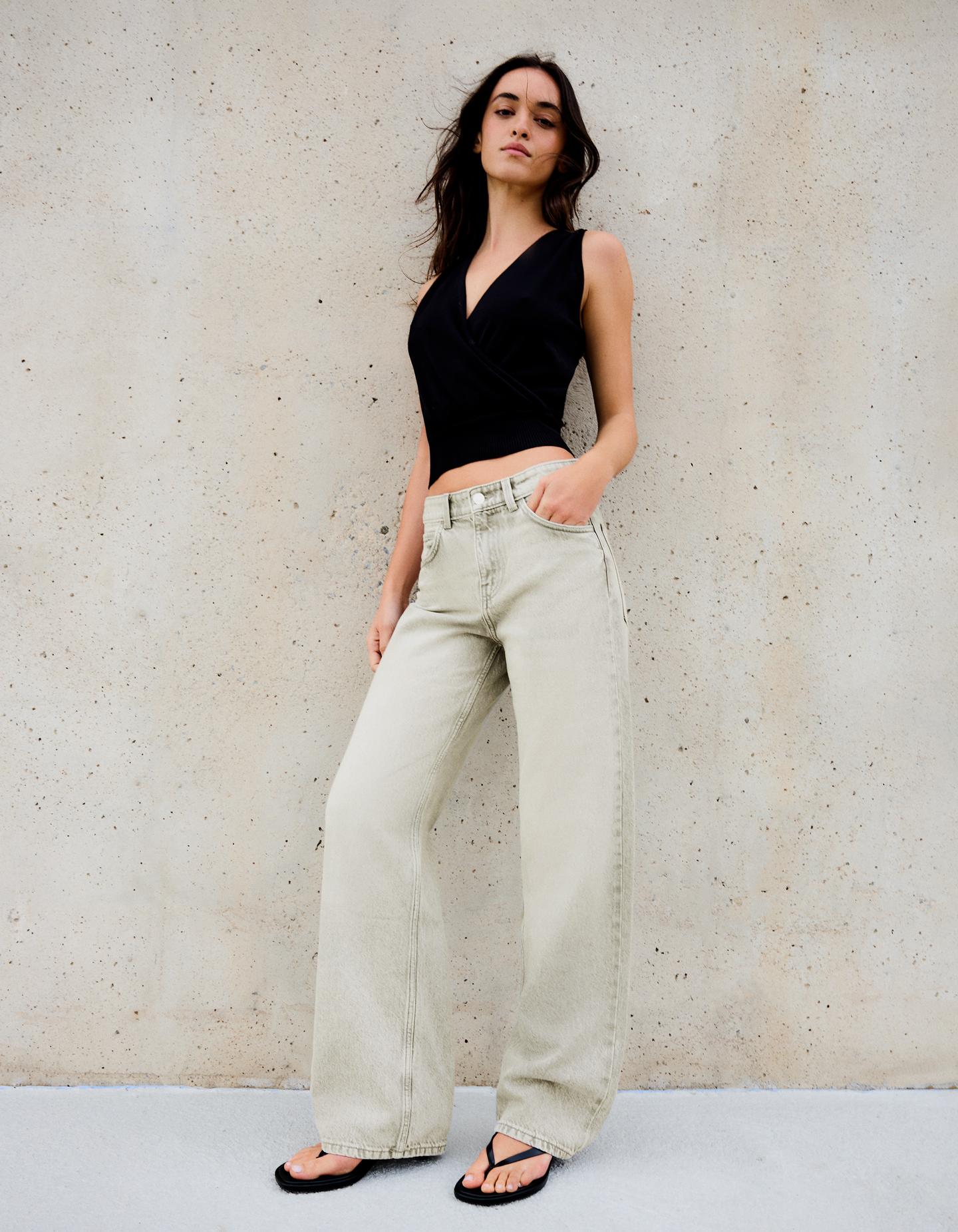 Bershka jeansy o kroju wide leg straight z wysokim stanem ciemnoszary