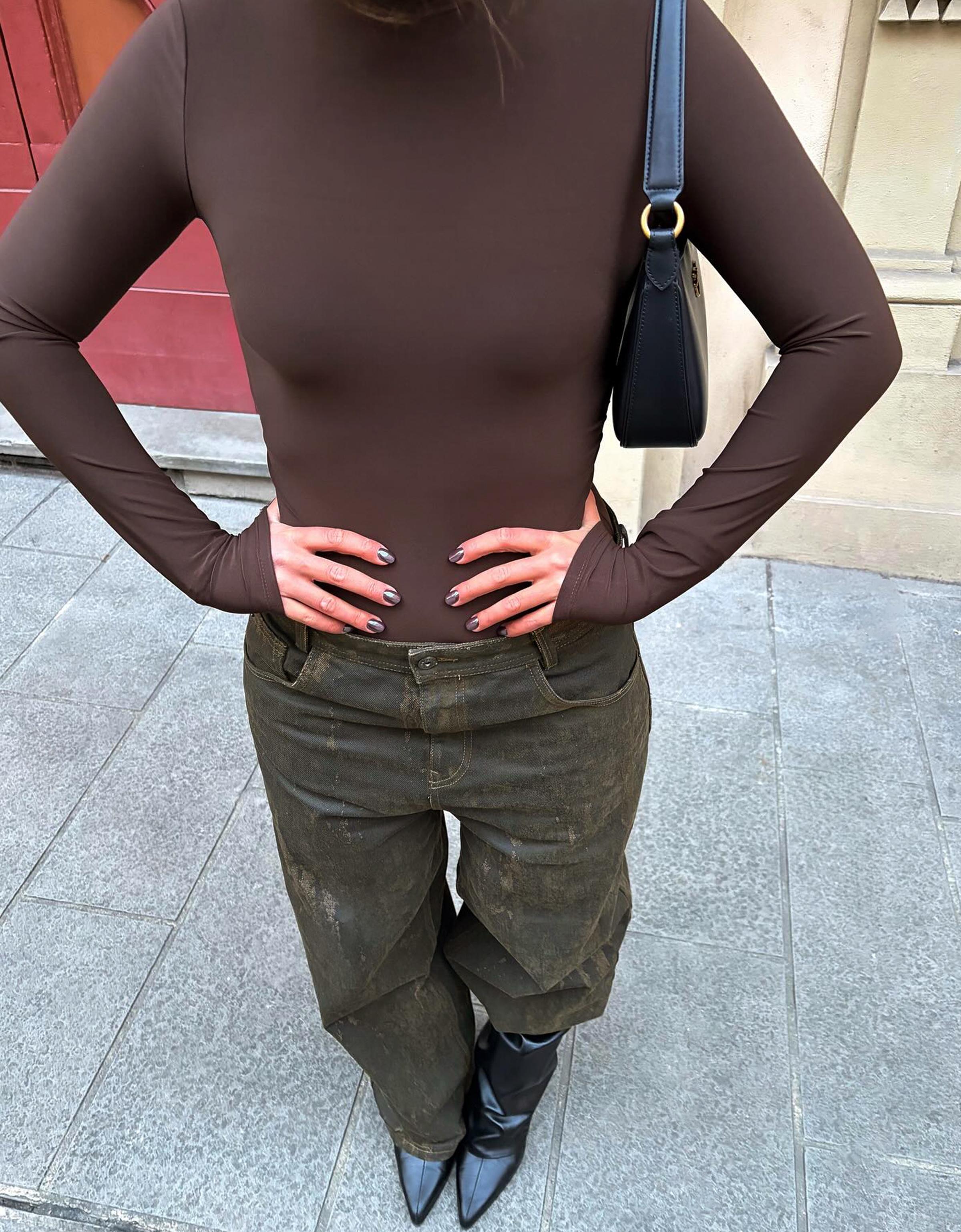 Uzun kollu boğazlı body - Görsel 55