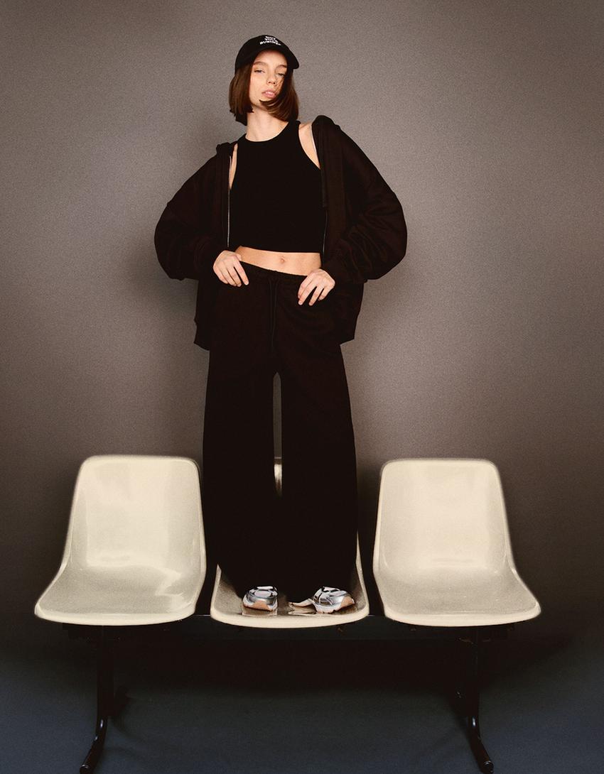 Sweatshirt material barrel pants-Black