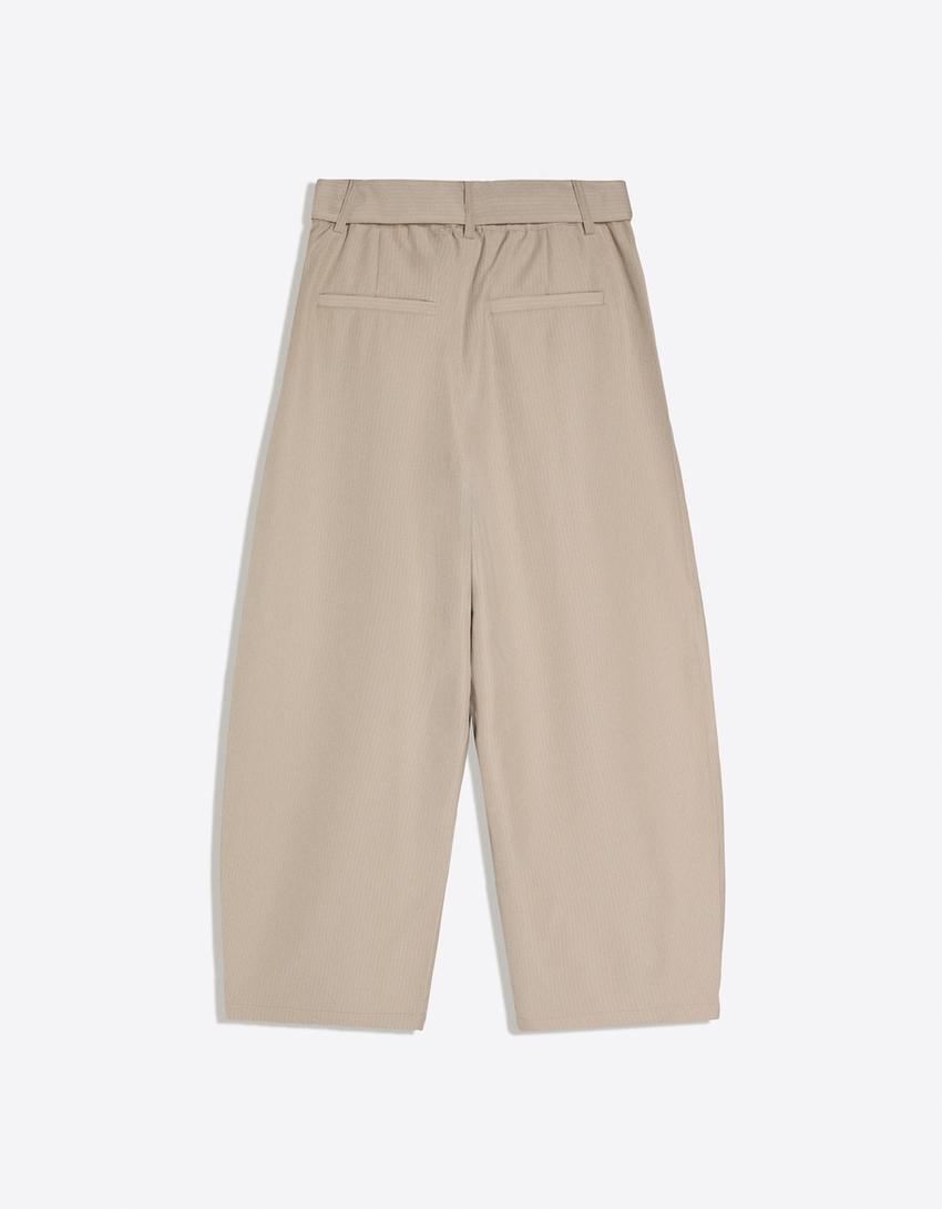 Barrel trousers with darts and belt-Sand