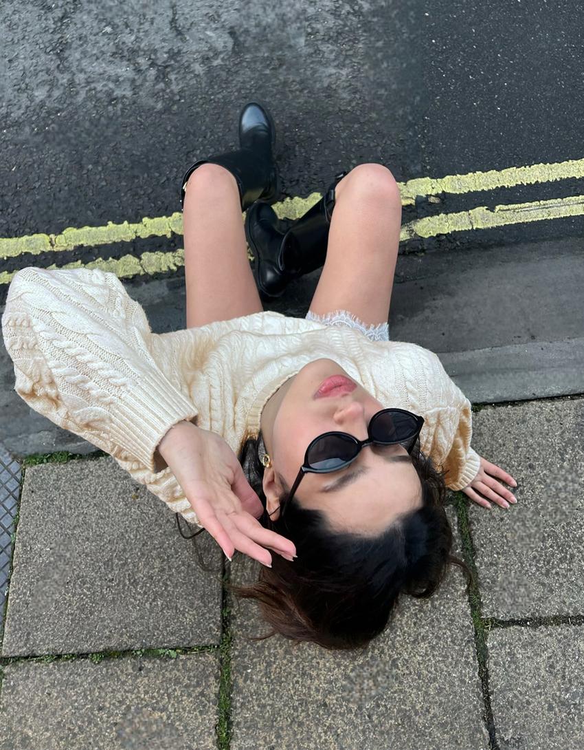 Πουλόβερ με πλεξίδες-Μπεζ