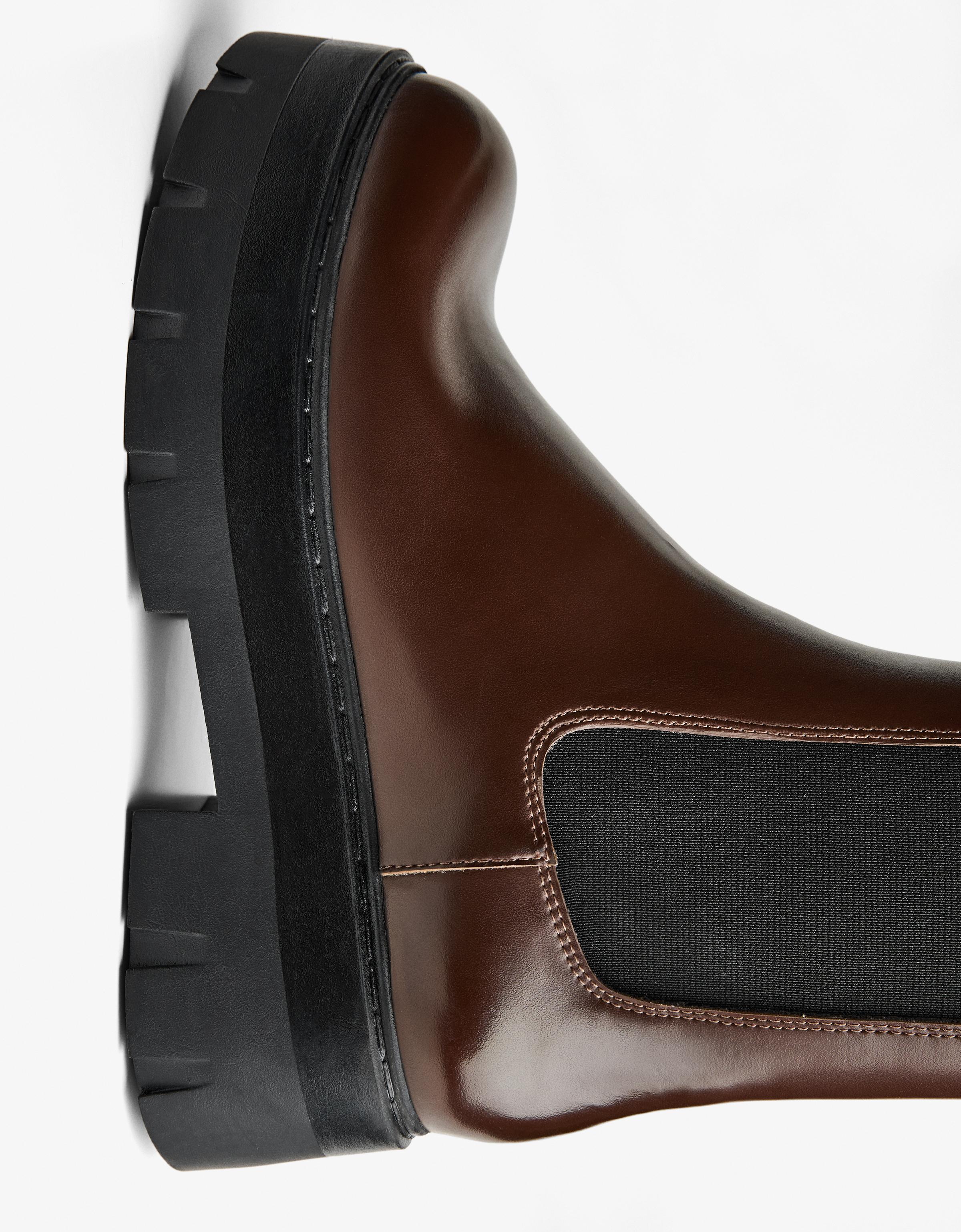 Ankle boots with elastic detail Women Bershka