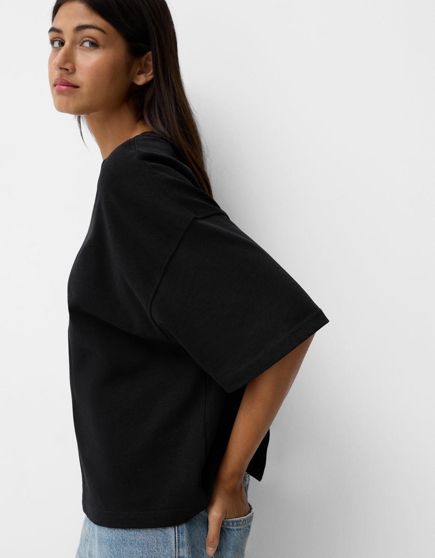 تيشرت بقصّة مربعة وأكمام قصيرة-أسود-5