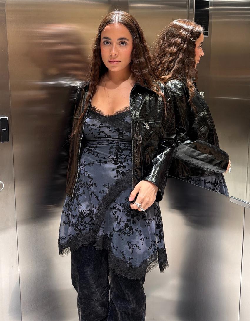 فستان قصير بحمالات من التول والدانتيل-أزرق داكن