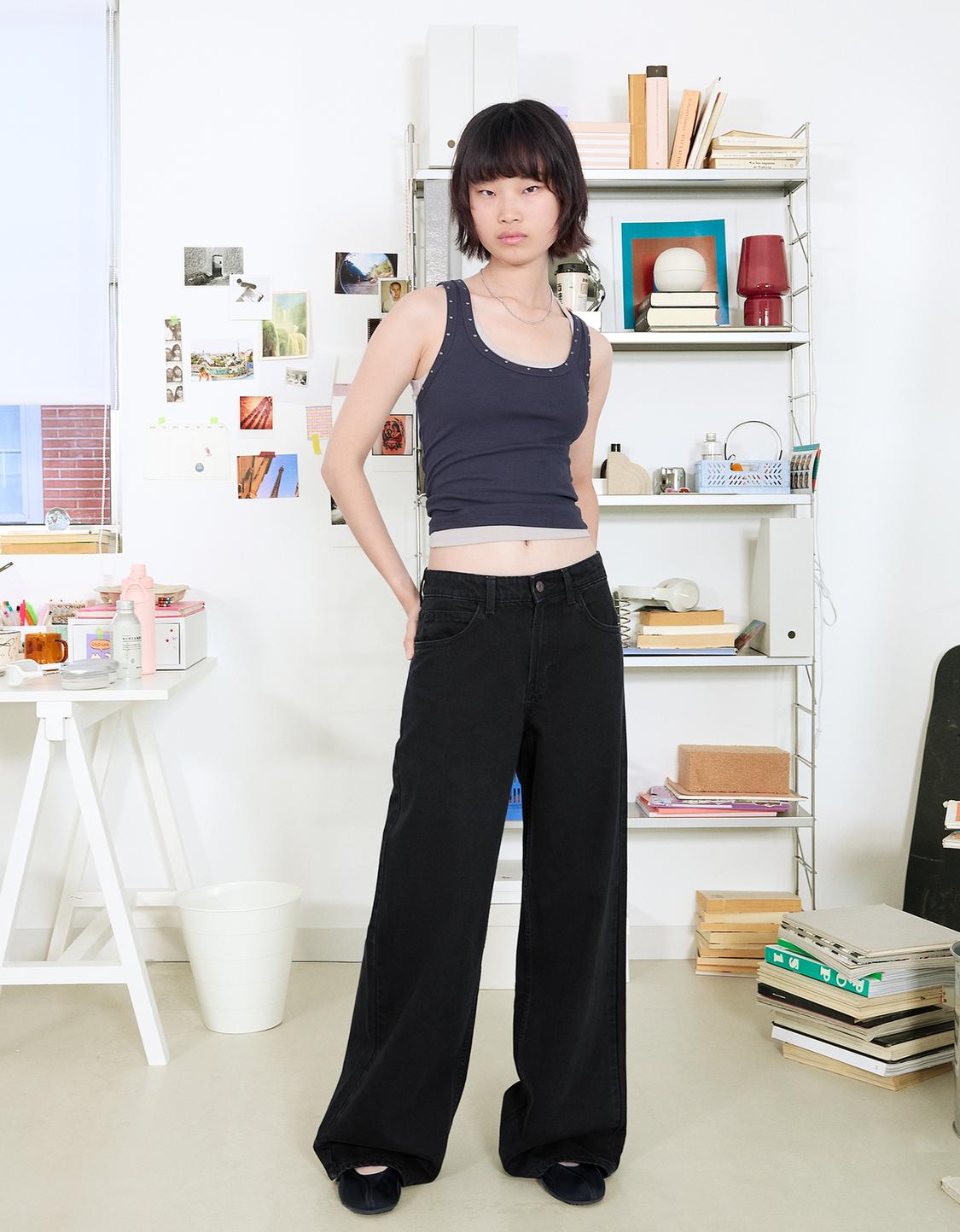 Wide-leg jeans