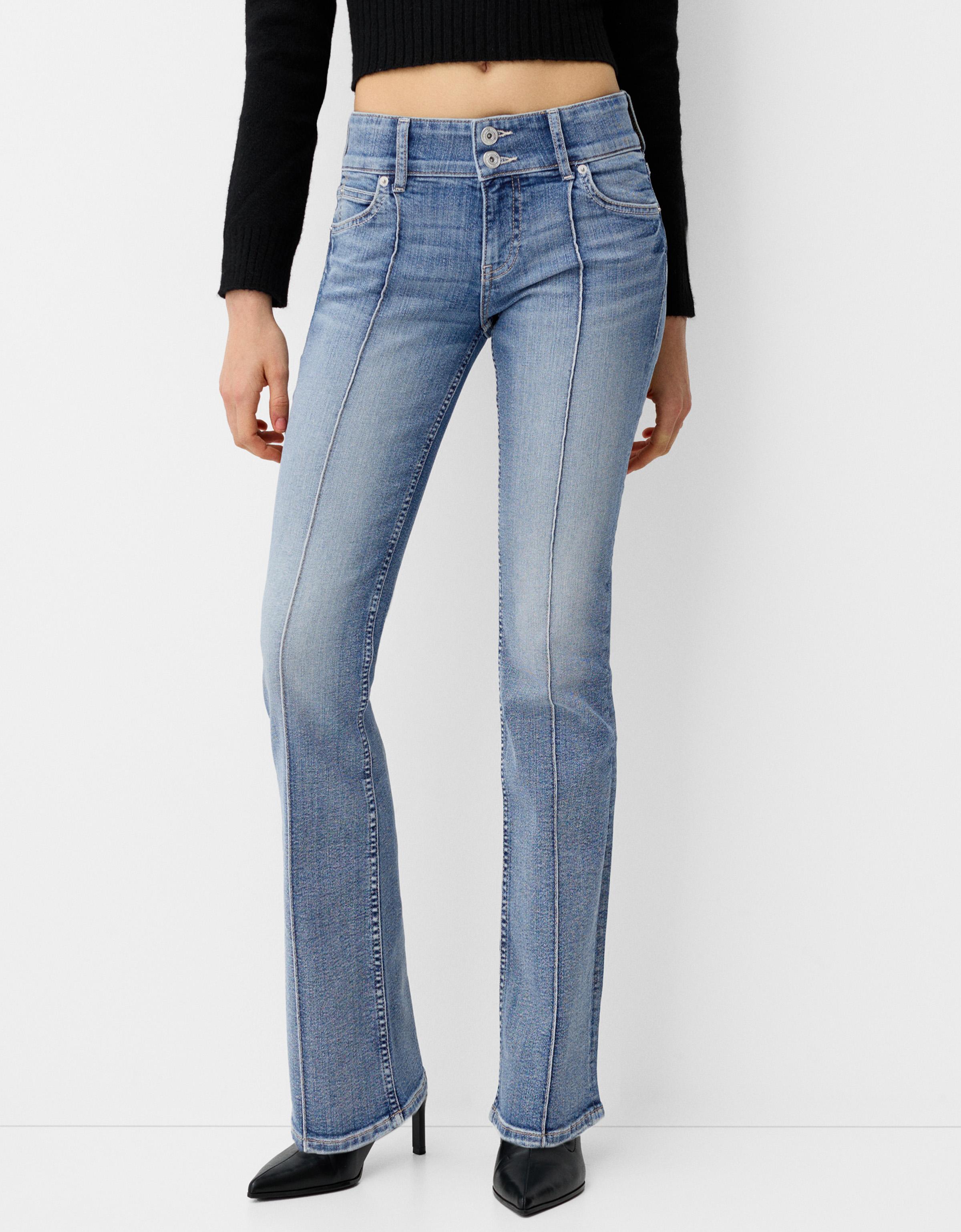 Bershka Bootcut-Jeans Mit Tiefem Bund Damen 34 Blau