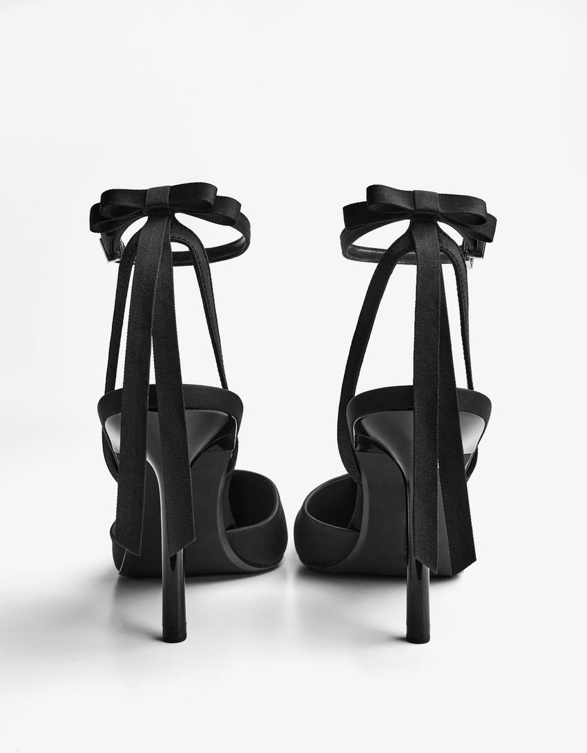 High-heel shoes with bow-BLACK