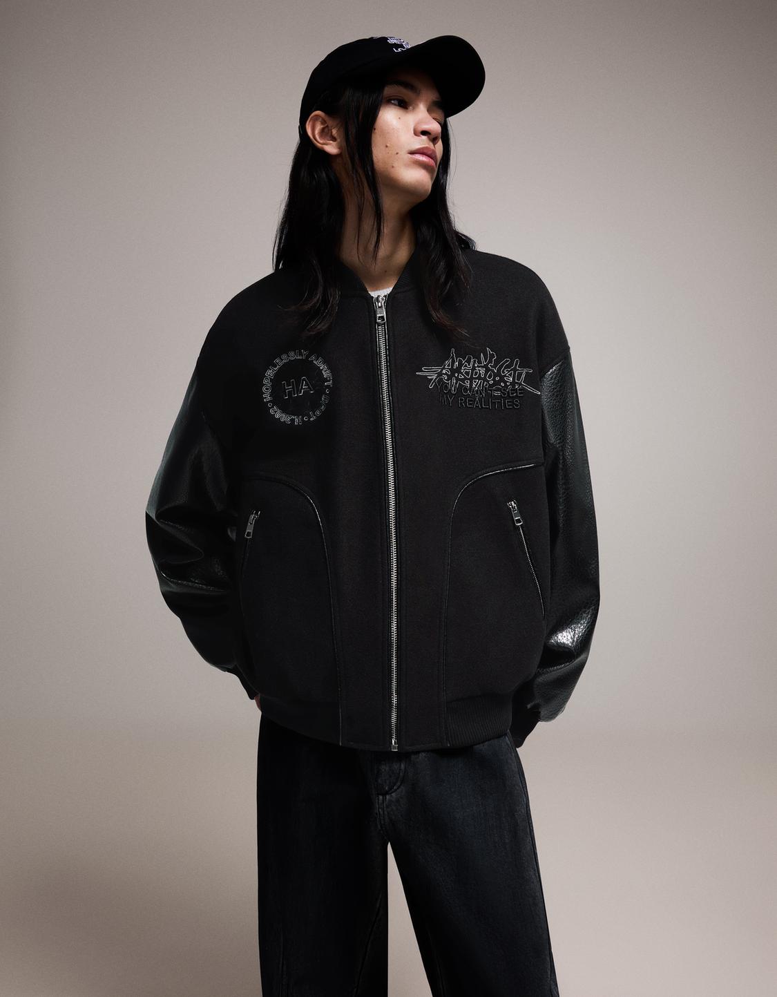 Jacke aus Tuch mit Ärmeln in Kunstlederoptik