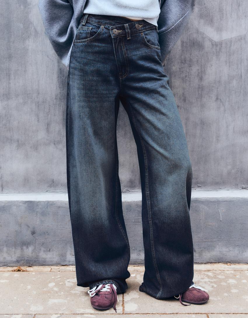Wide-leg jeans with crossover waist-Blue