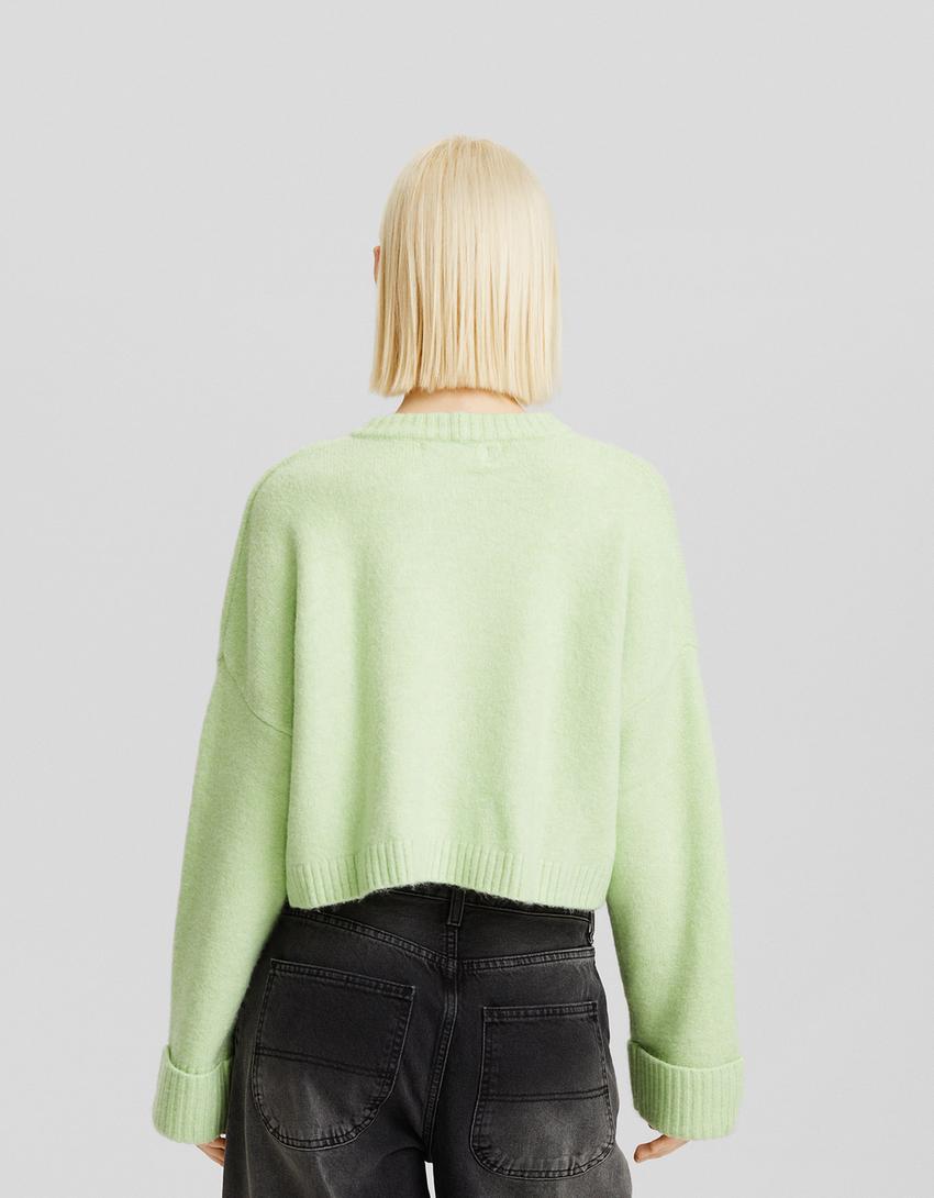 Round neck cropped sweater-Green-1