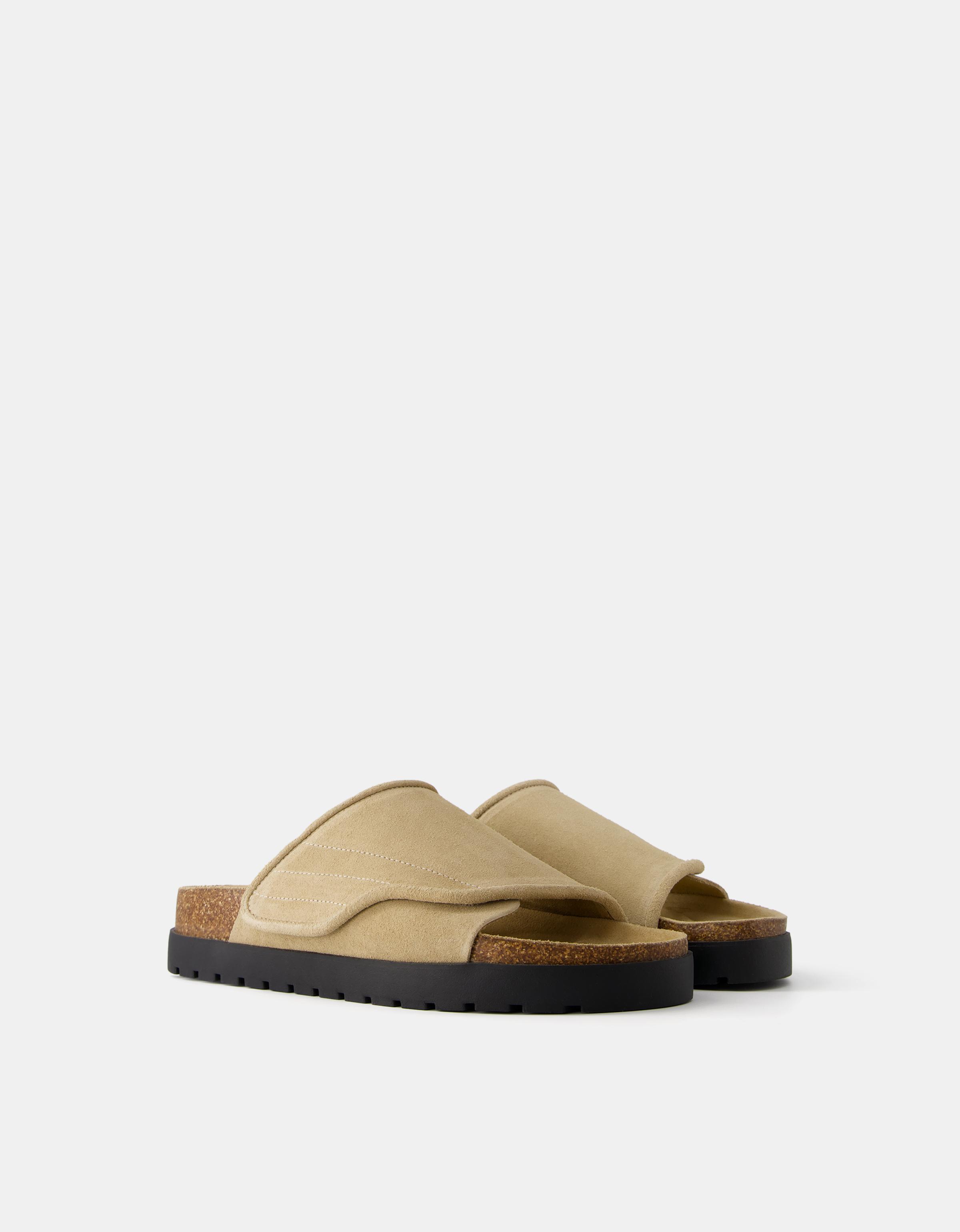 Bershka Sandalen Aus Rauleder Mit Dicker Sohle Herren 43 Sandfarbe