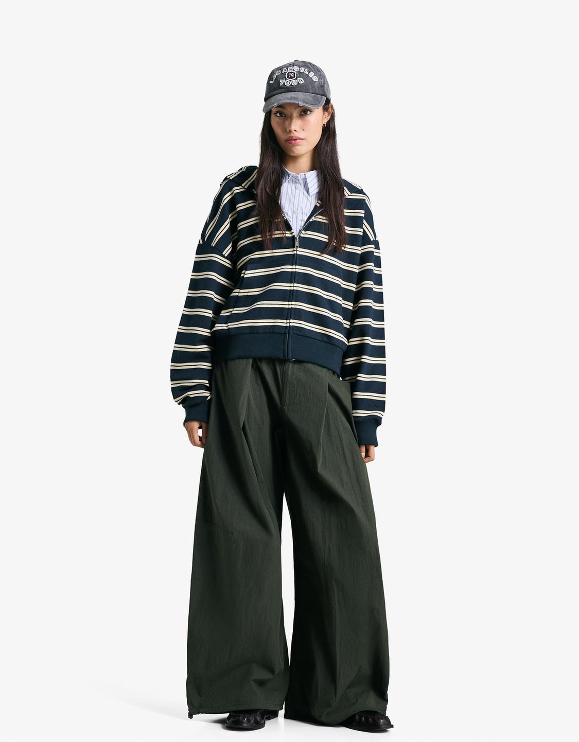 Striped hoodie with zip