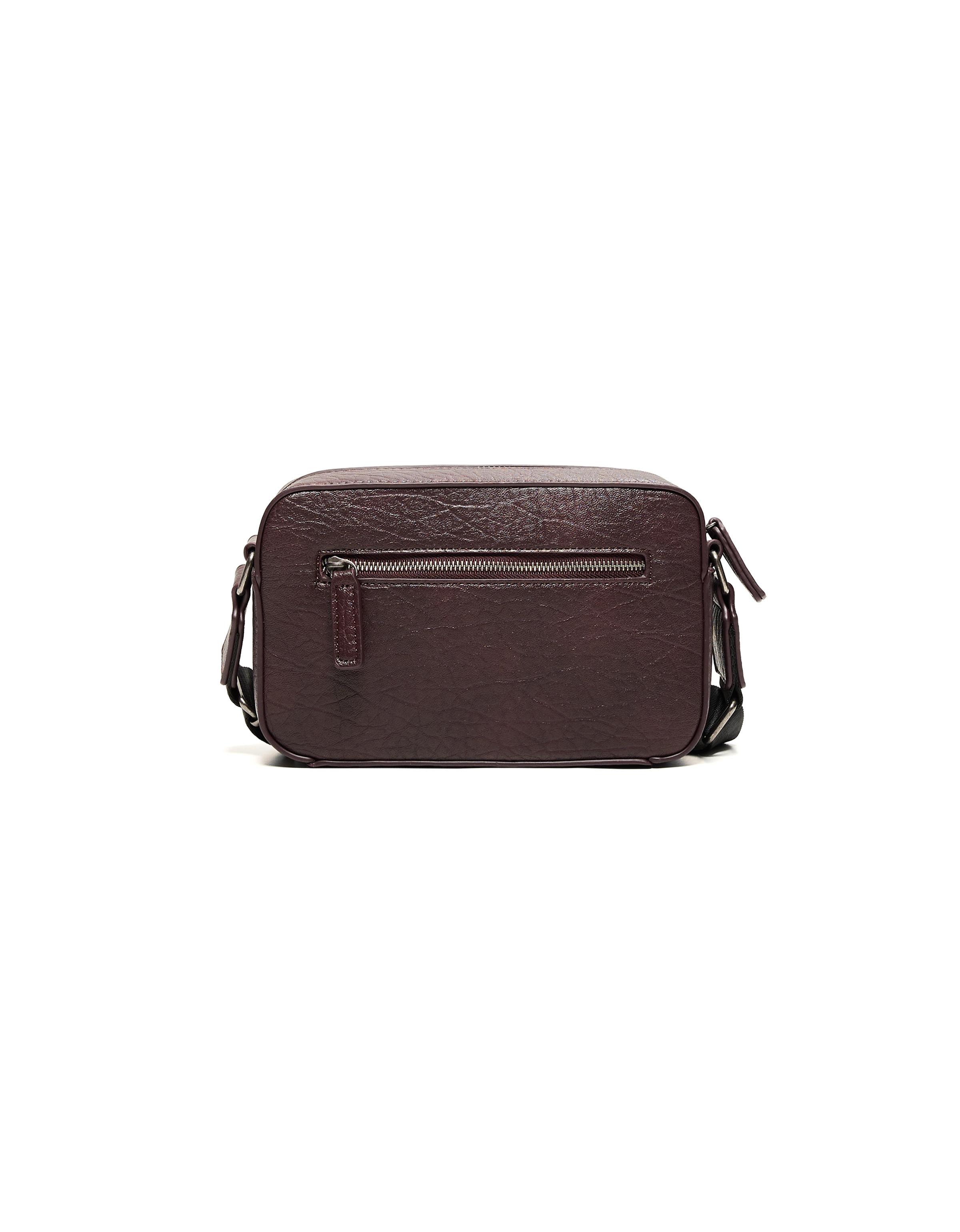Embossed star crossbody bag — Maroon