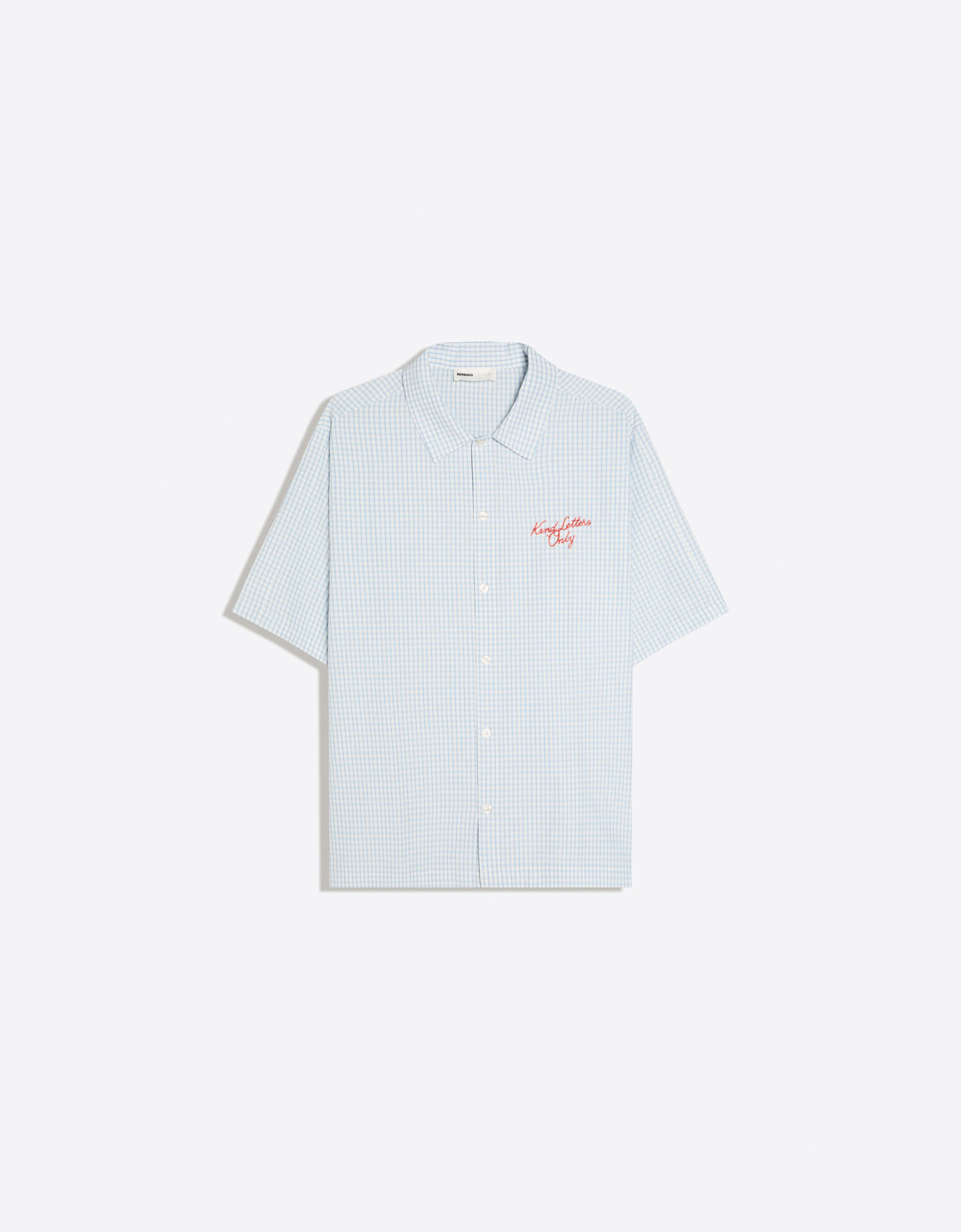 Boxy embroidered short sleeve shirt — Light blue