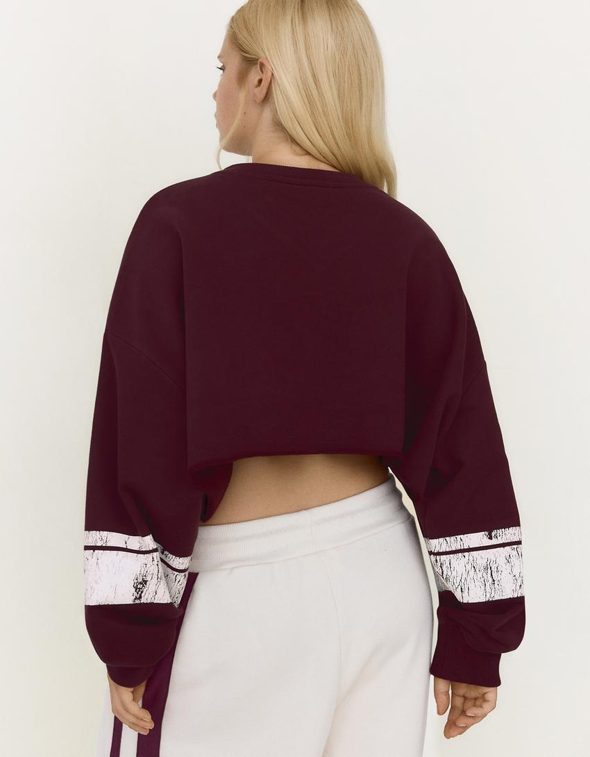 Felpa cropped collo rotondo stampa-Bordeaux