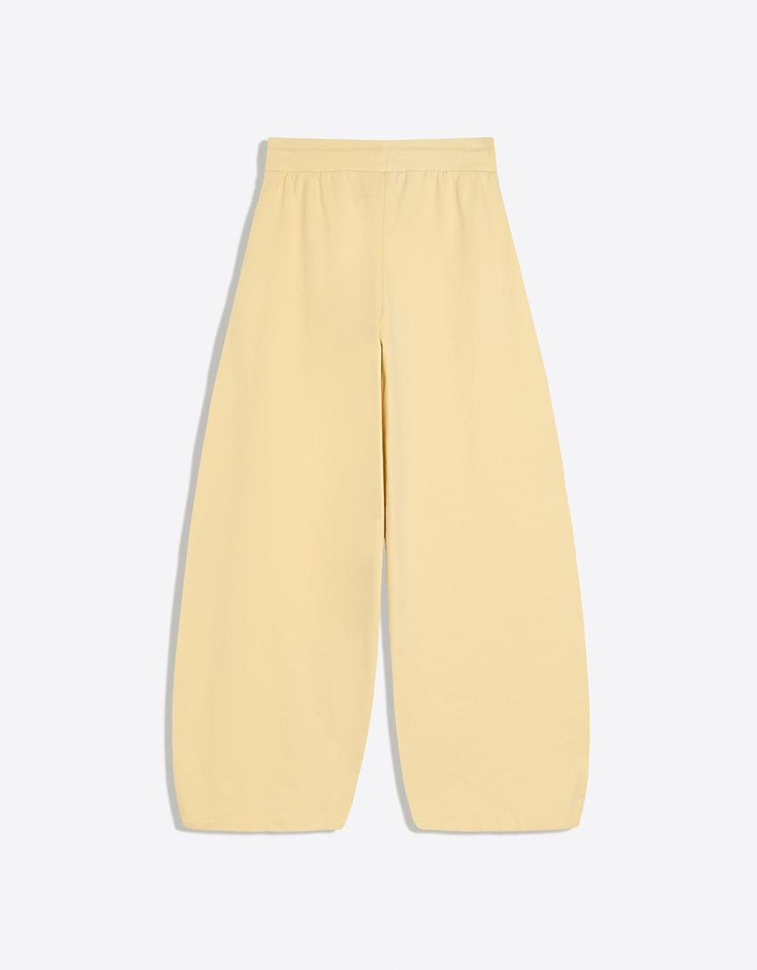 Pantalón felpa barrel print-Amarillo