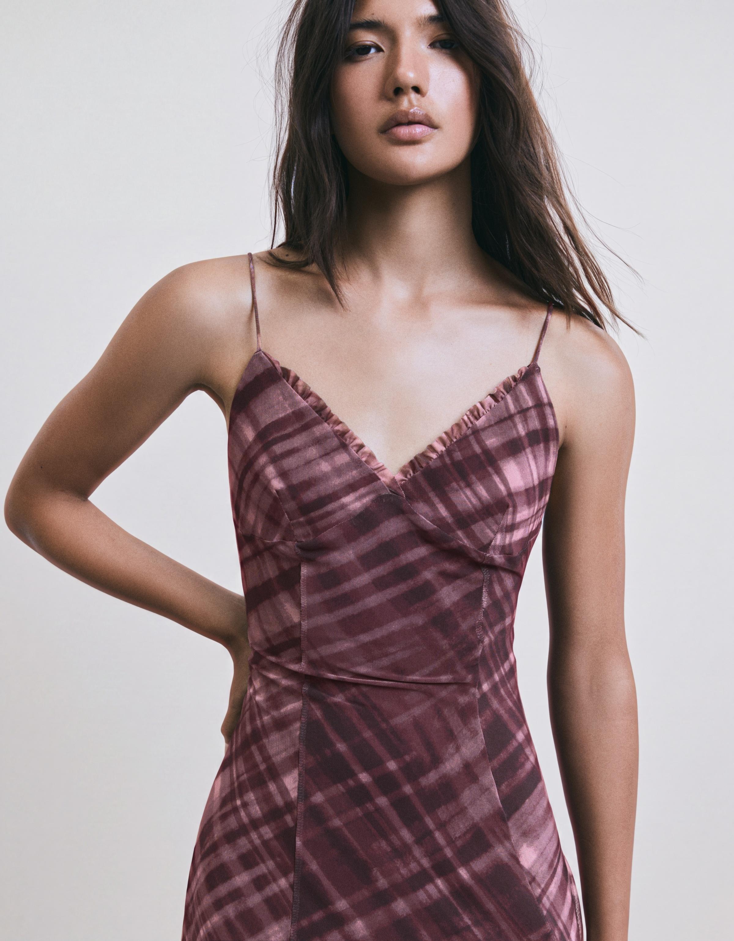 Long tulle strappy dress — Burgundy