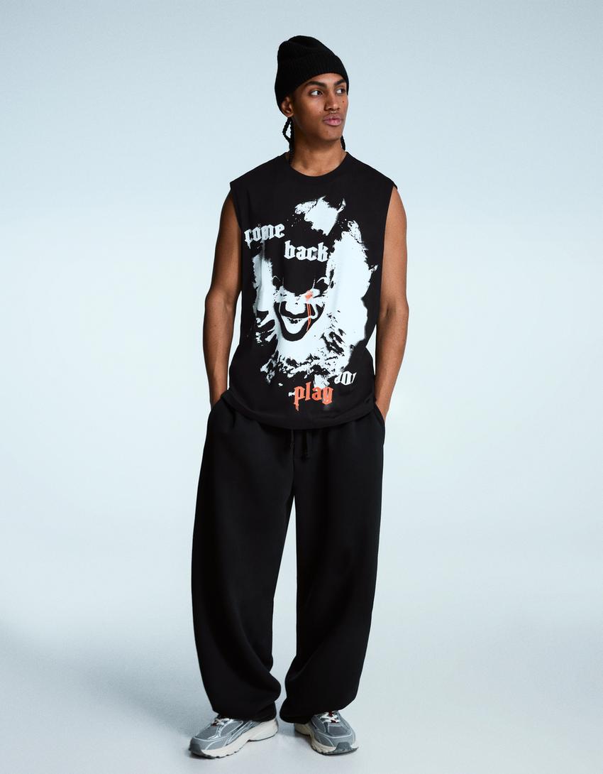 Camiseta IT sin mangas  print-Negro