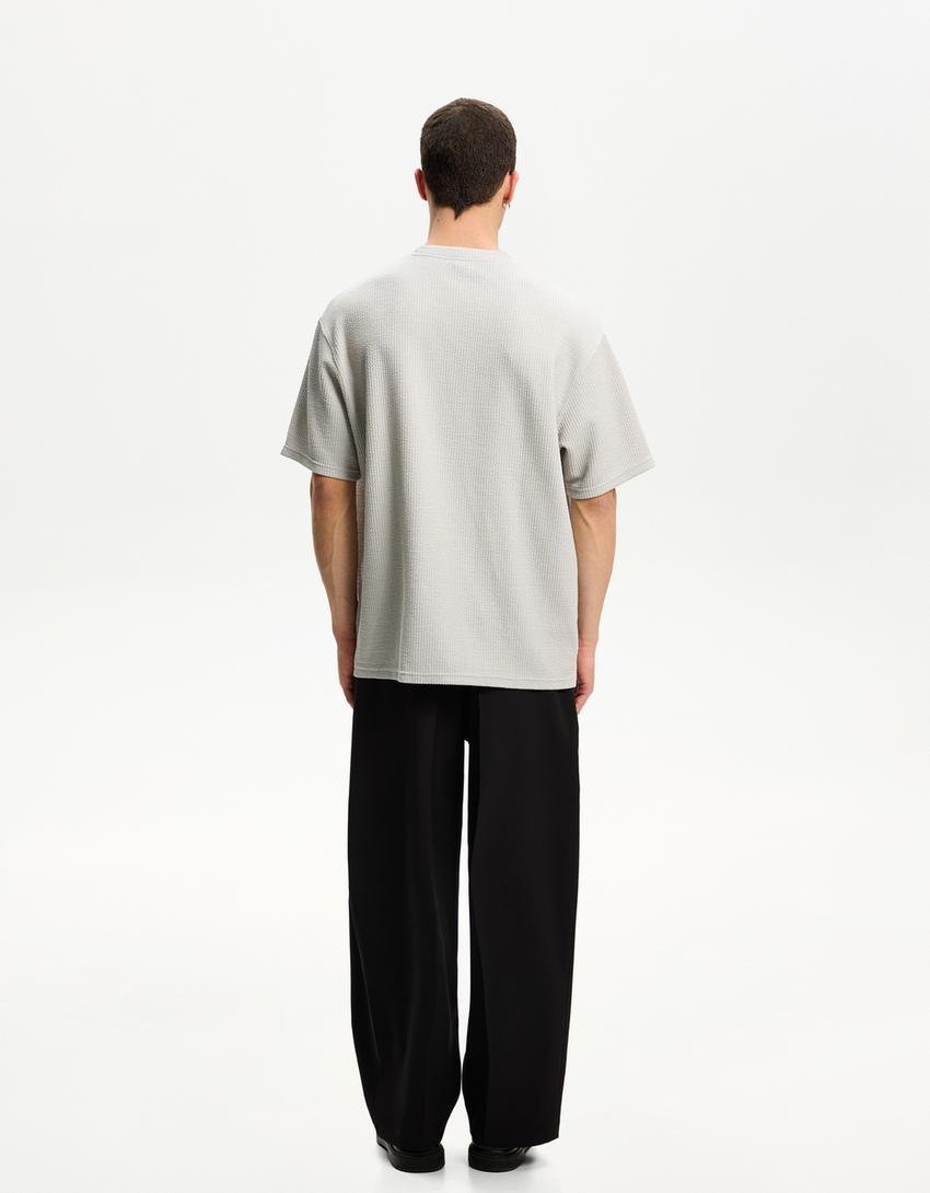 Short sleeve seersucker T-shirt-Grey