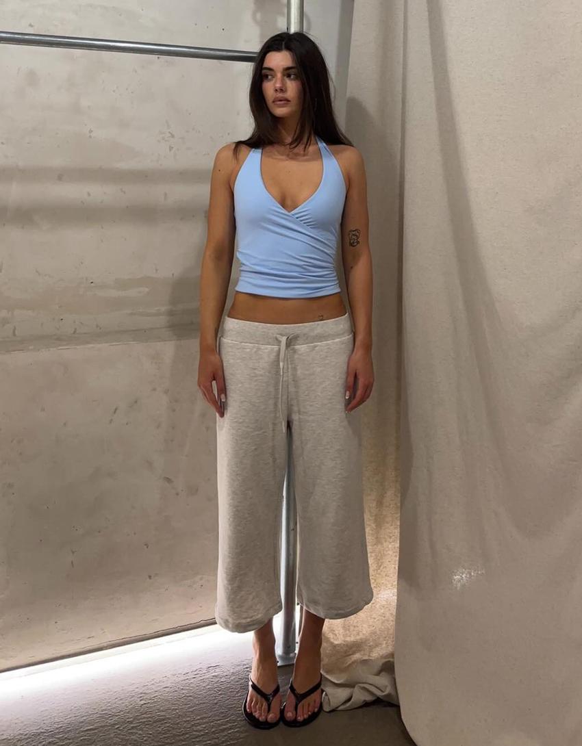 Top halter técnico-Azul celeste