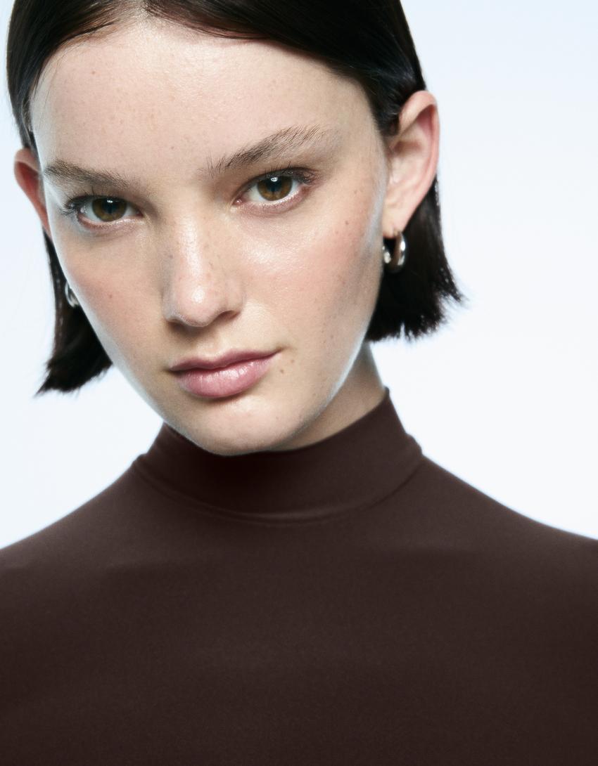 بودي بياقة دائرية وأكمام طويلة-بني