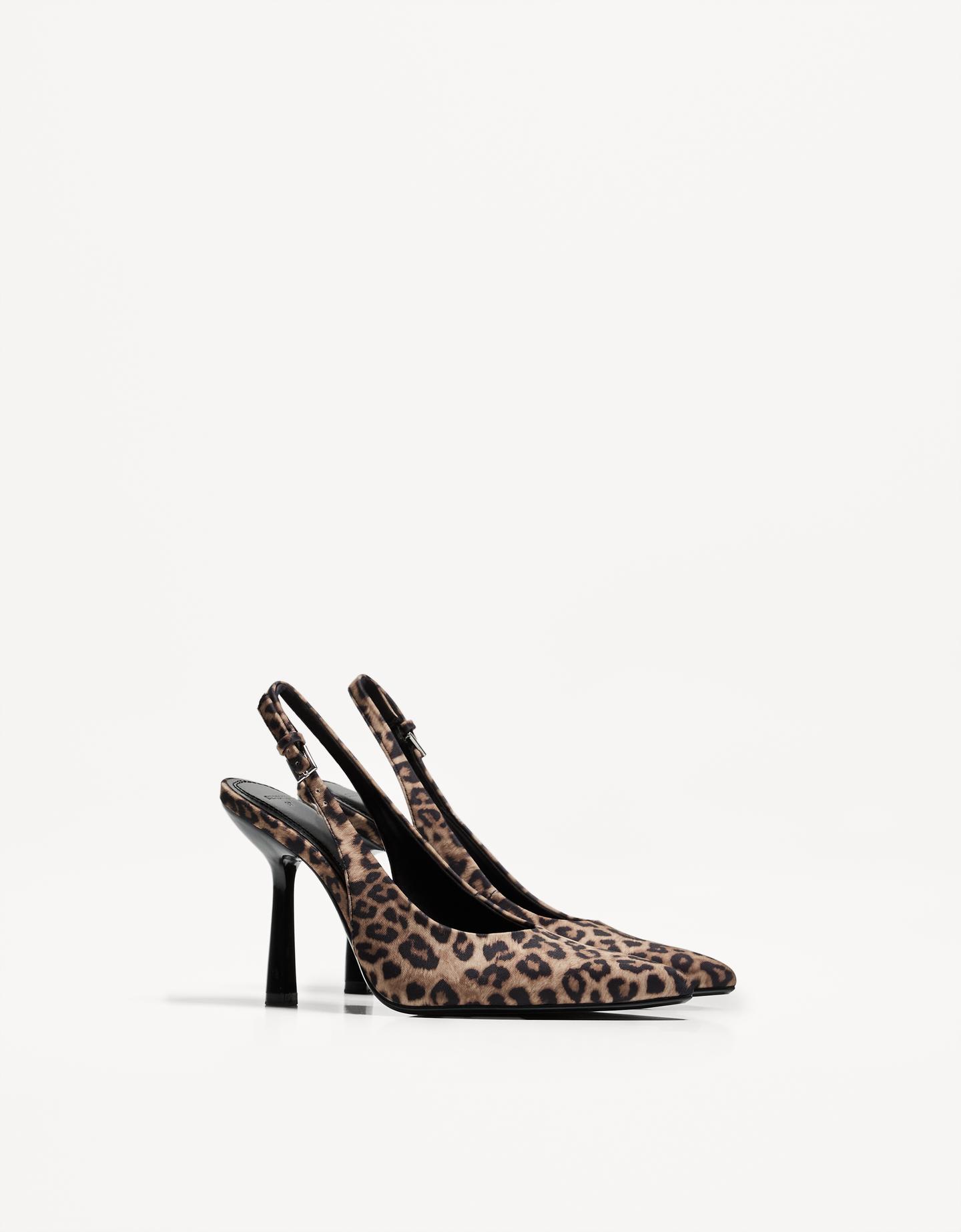 Bershka Buty Na Obcasie Typu Kaczuszka Bez Pięty W Zwierzęcy Wzór Kobieta 40 Leopard