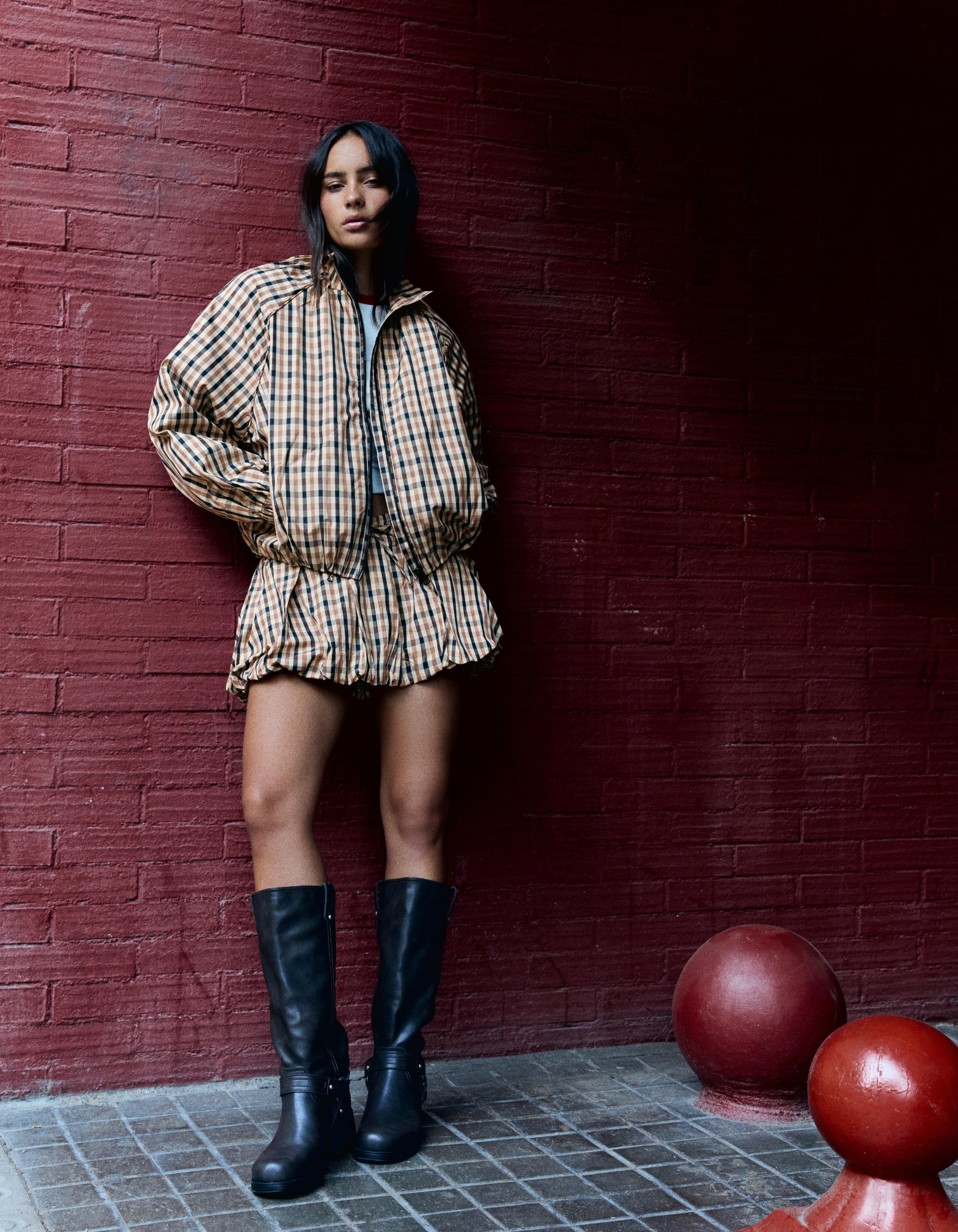 Checked technical fabric skort — Cream