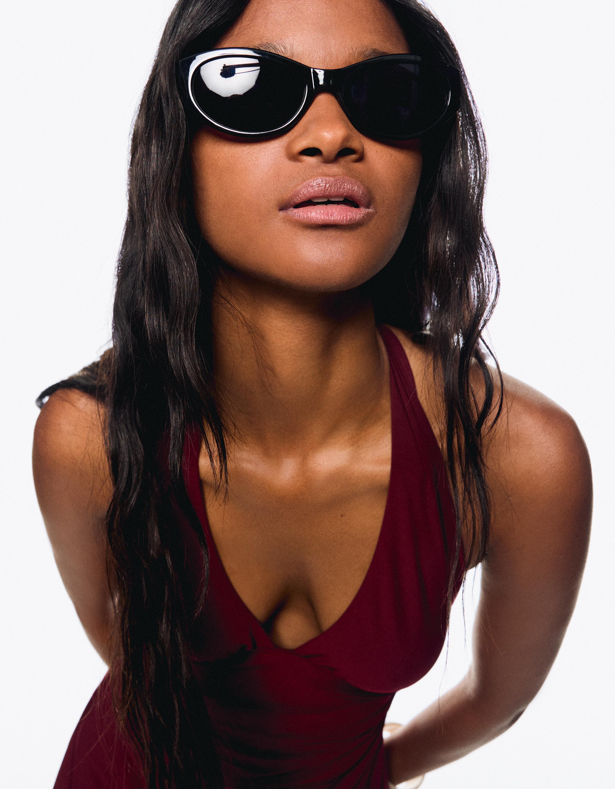 Bershka Cat-Eye-Sonnenbrille Aus Kunststoff Damen Schwarz