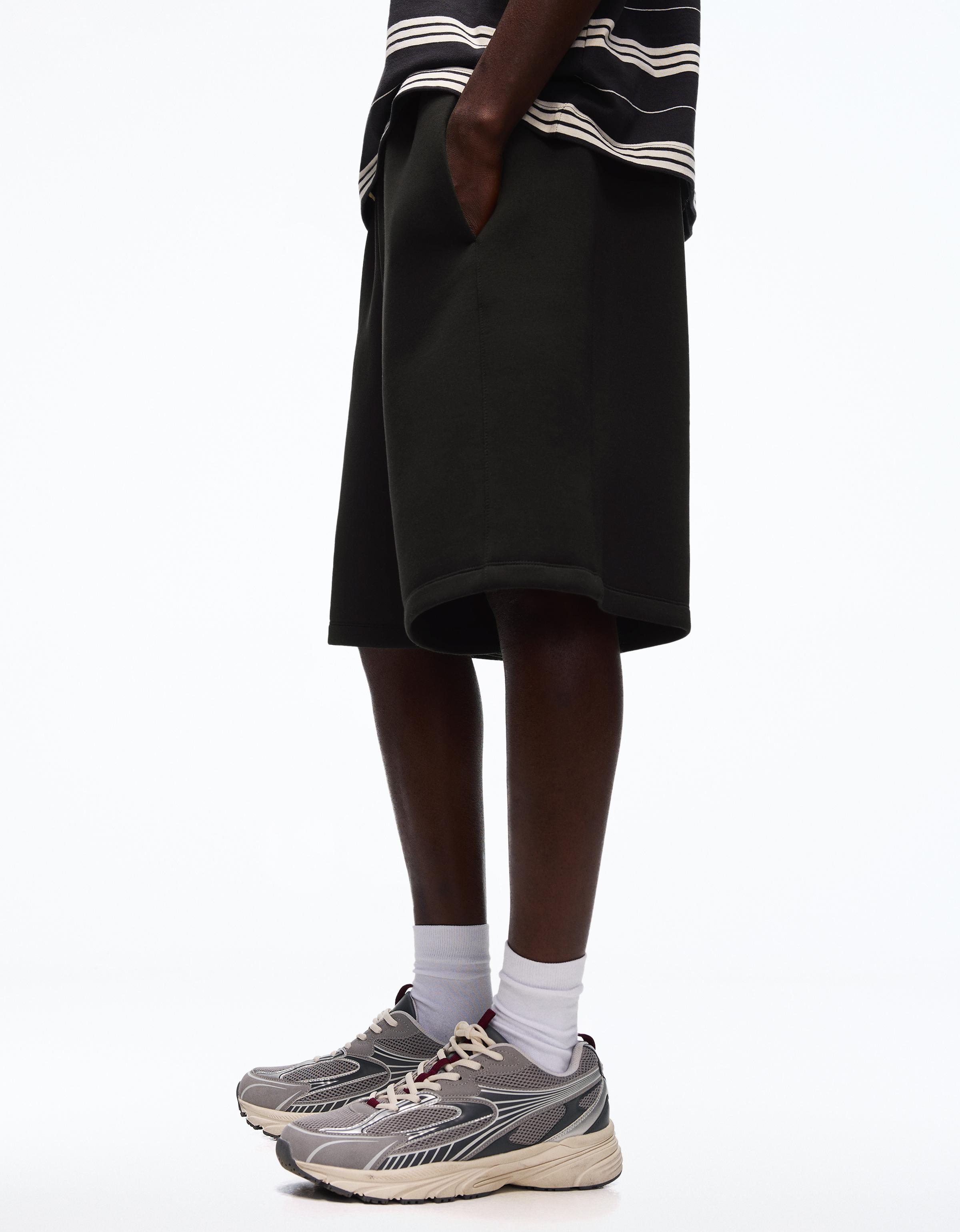 Oversize neoprene Bermuda shorts — Black