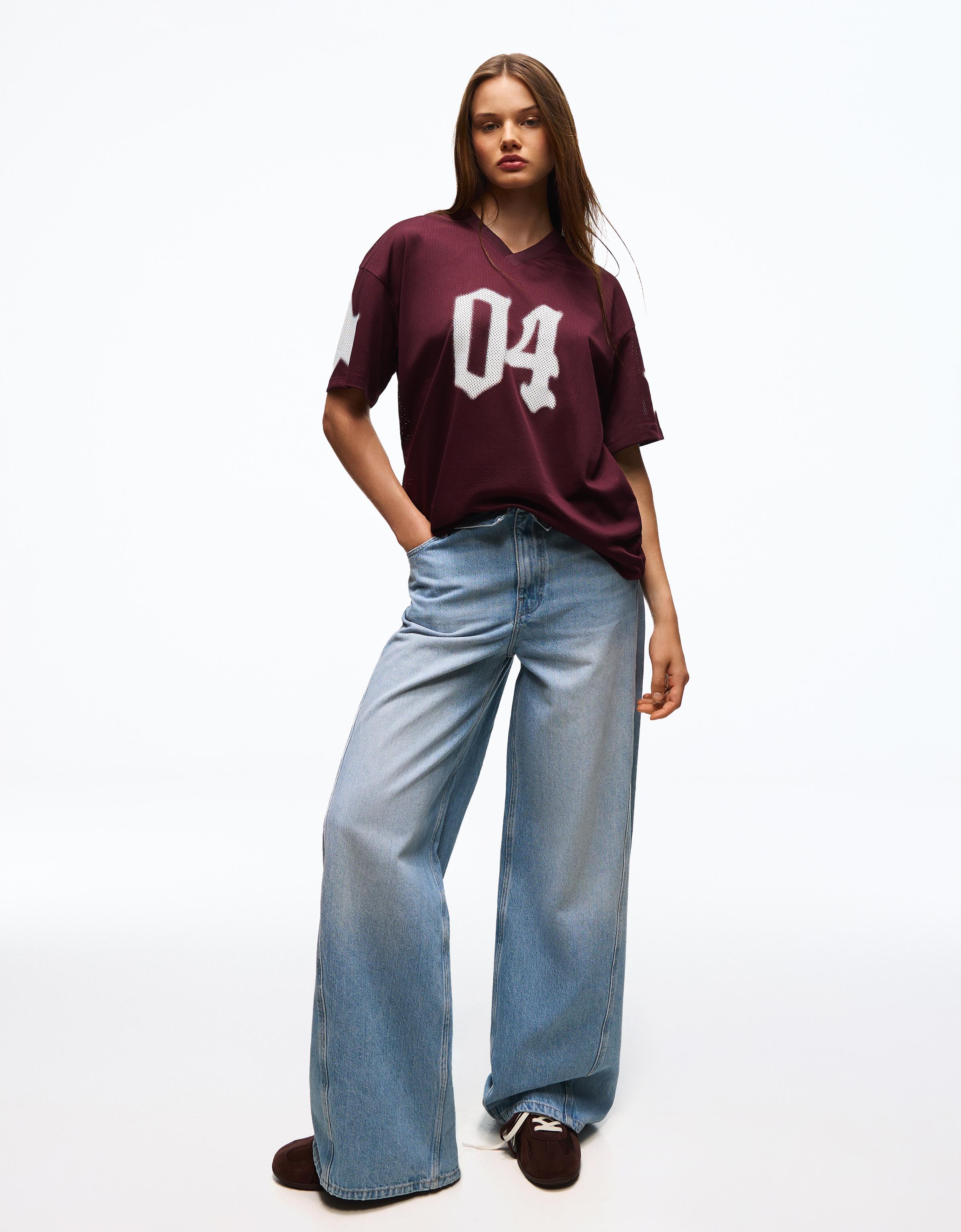 Bershka Camiseta Oversize Print Mujer Burdeos