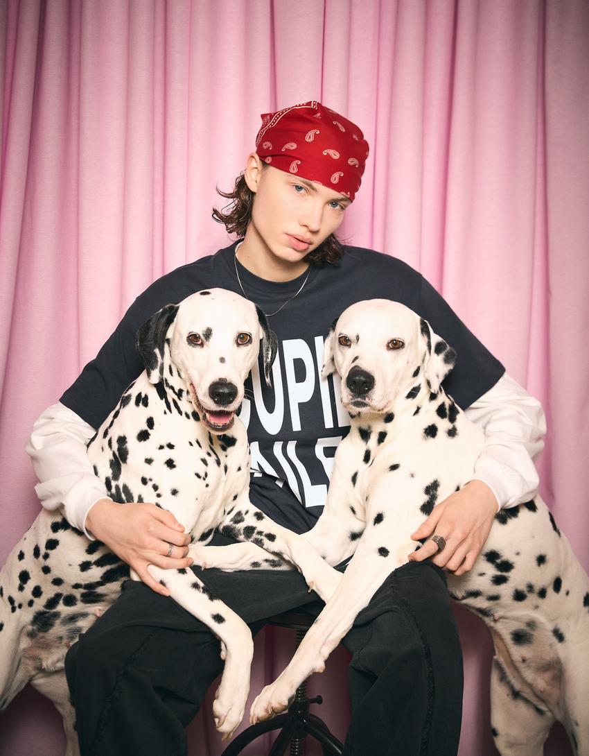 Majica kratkih rukava sa dezenom-Tamnosiva