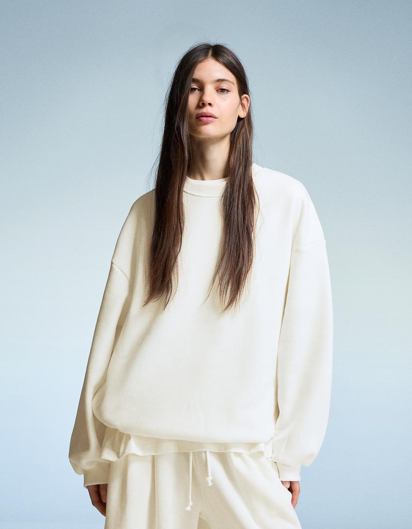 Oversize sweatshirt with pockets-Off white