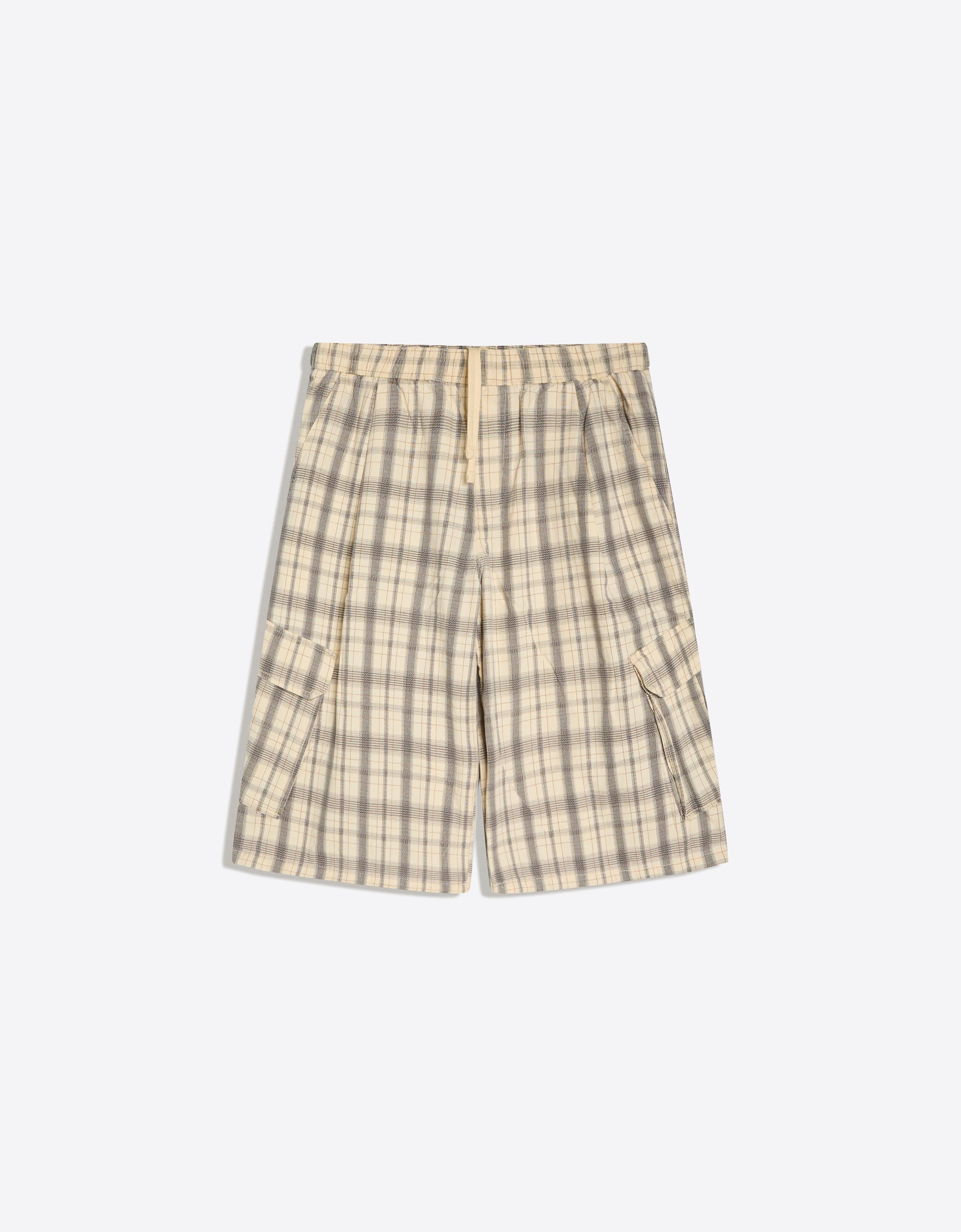 Elasticated waist cargo Bermuda shorts — Sand