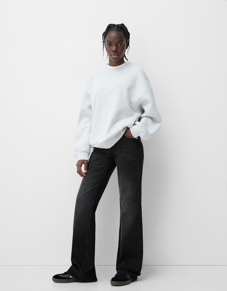 Low waist boot-cut jeans