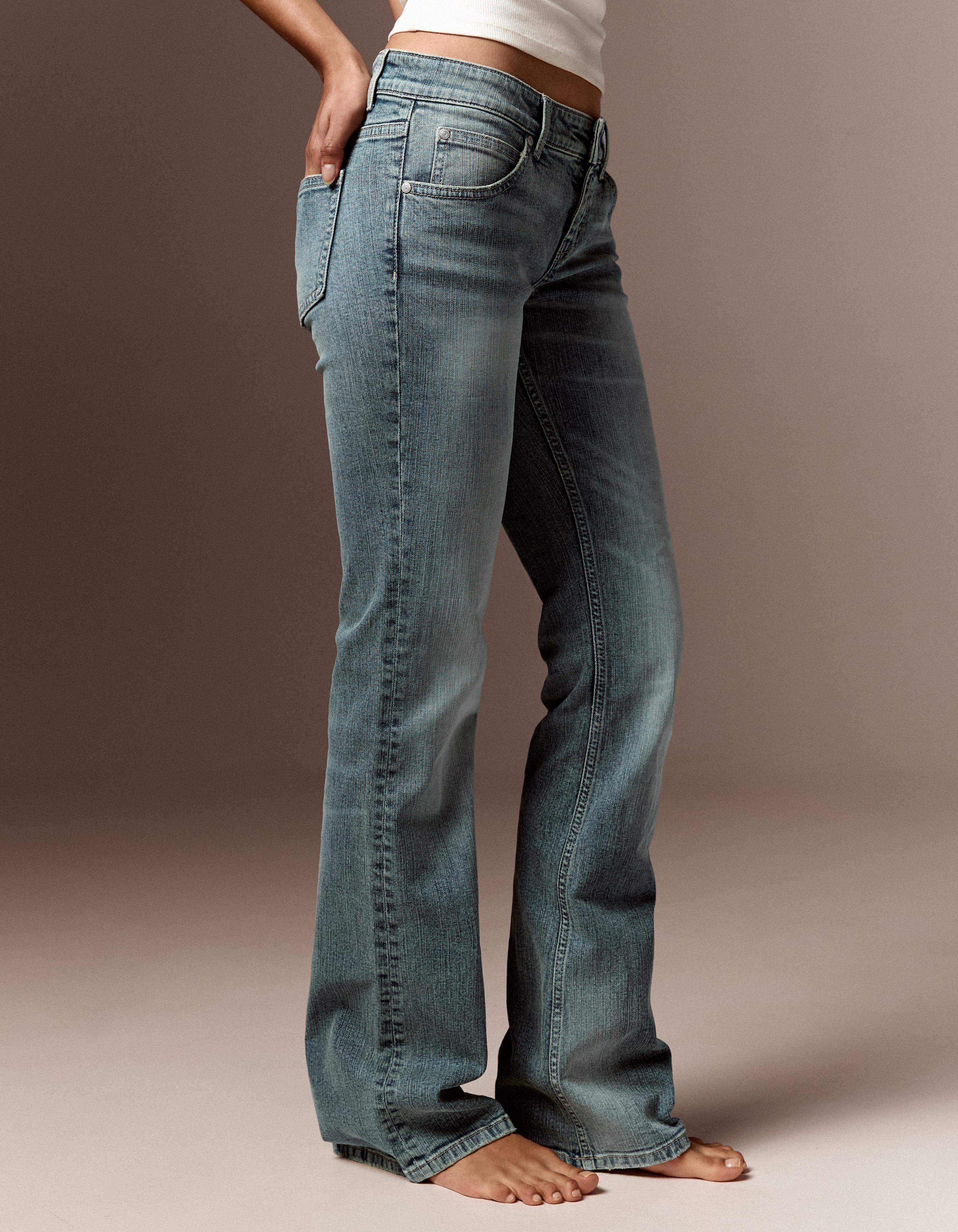 Low-rise slim fit boot-cut jeans — Light blue