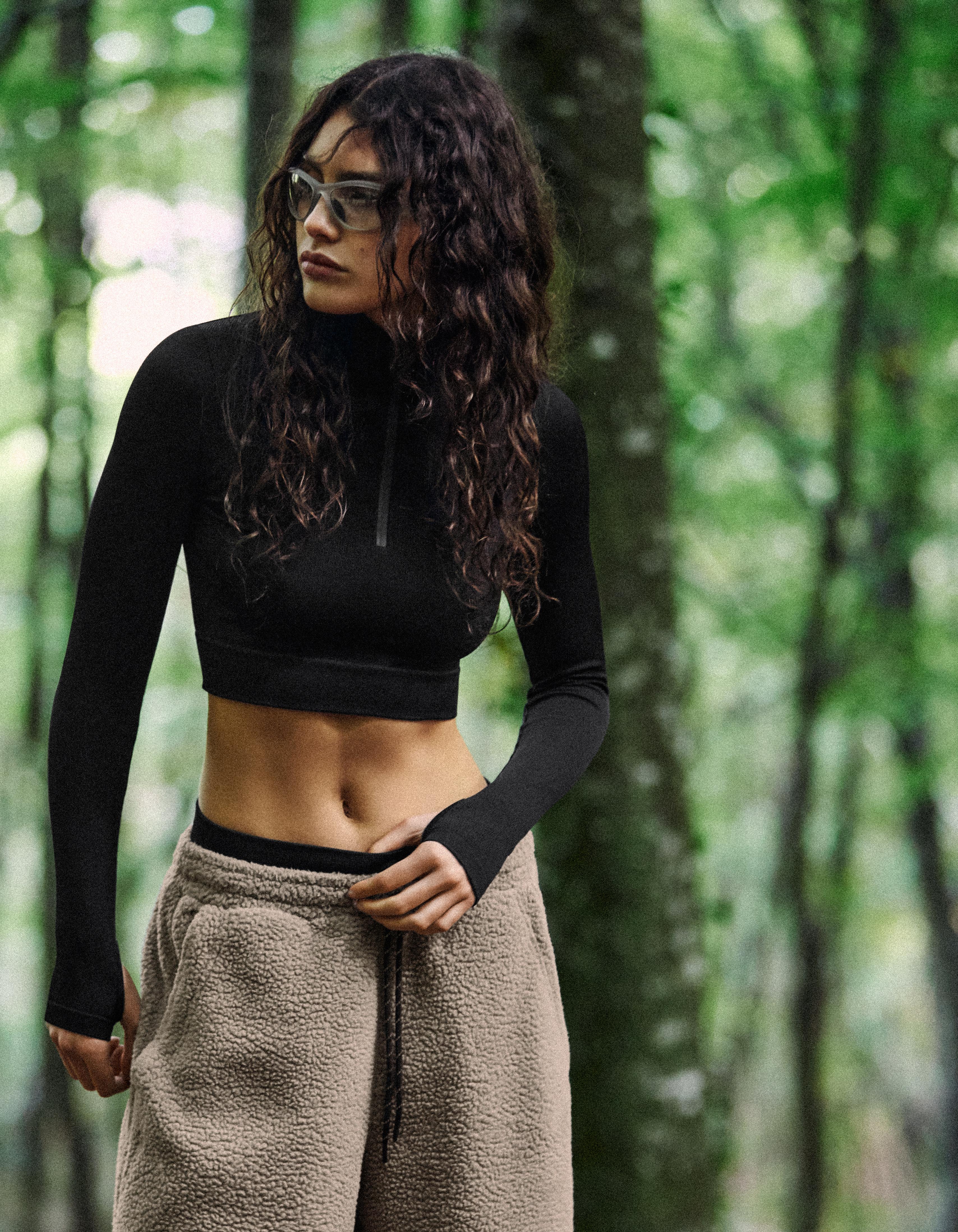 Bershka Bezszwowa Bluza Z Suwakiem Do Połowy Kobieta Czarny