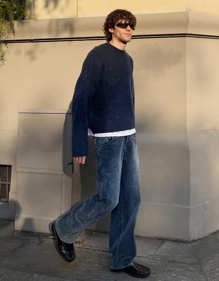 Super baggy corduroy trousers