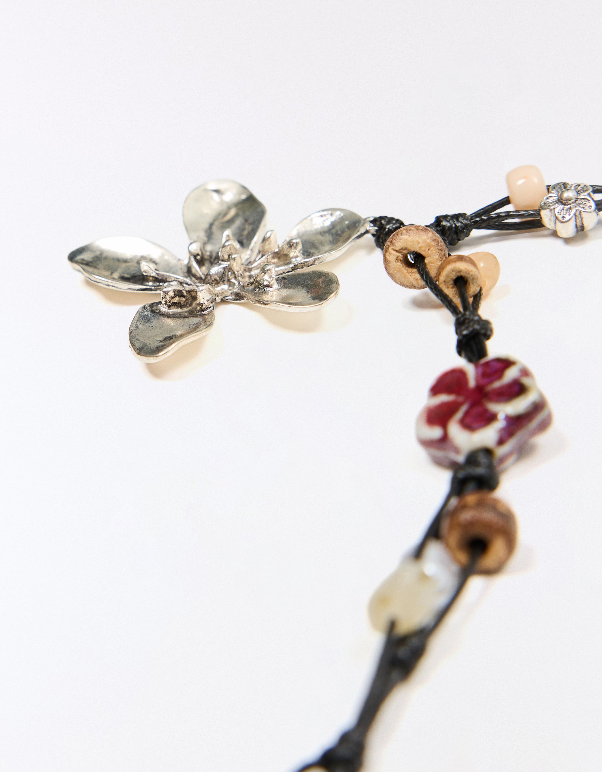 Floral cord and stone necklace — Brown