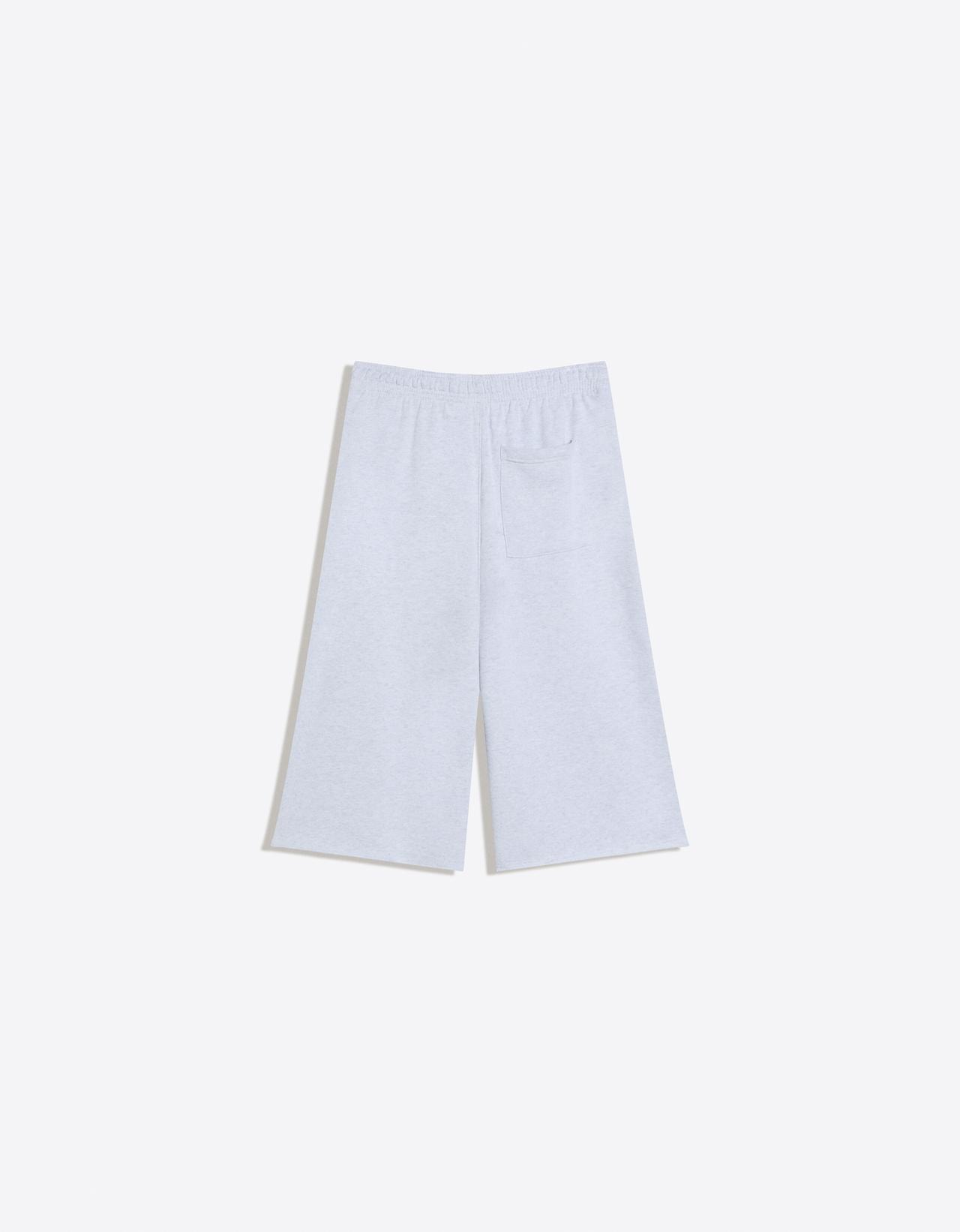 Long plush Bermuda shorts — Grey
