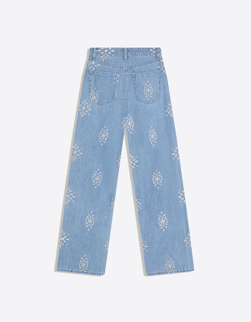 جينز مطرز بساق مستقيمة عريضة وخصر متوسط-أزرق فاتح