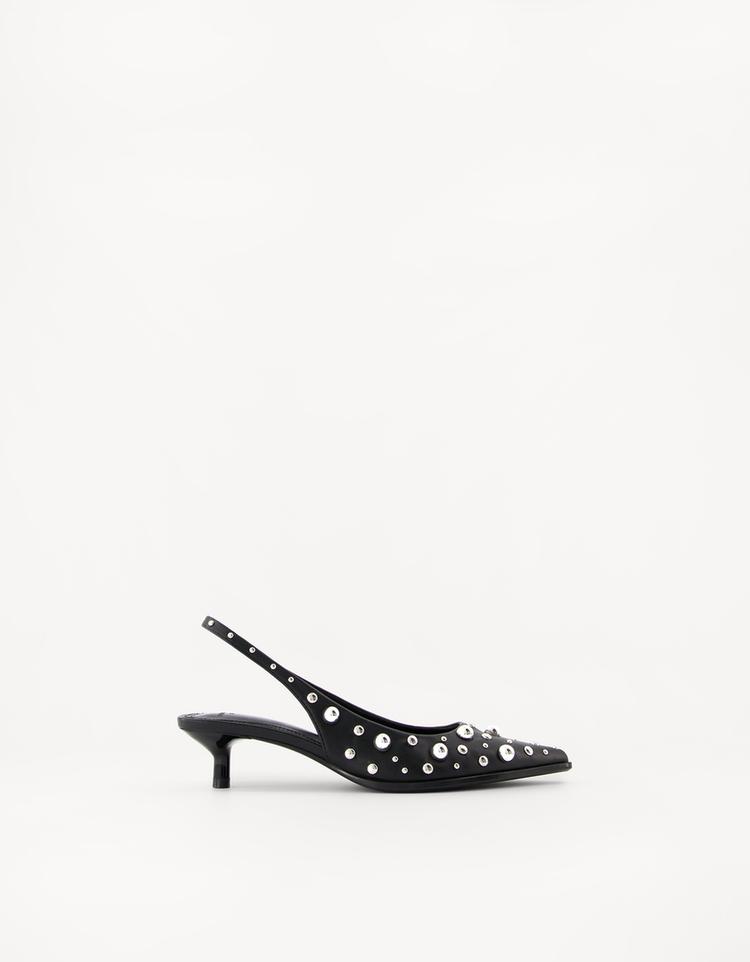 Zapato tacón kitten tachas