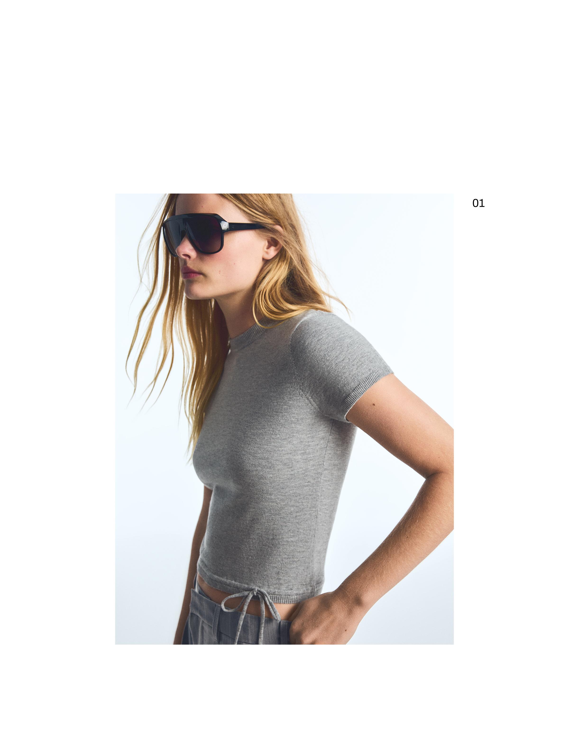 Short-sleeved round neck knit jumper — Grey
