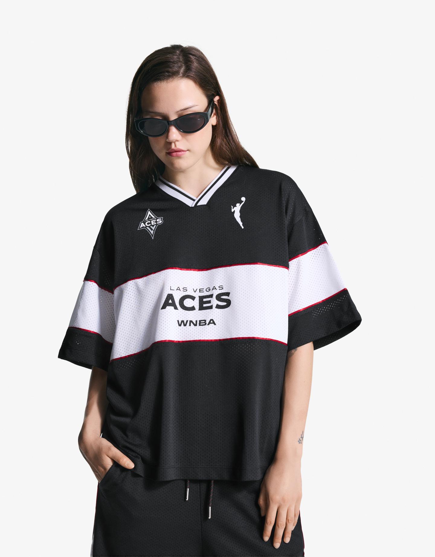 Bershka koszulka wnba z krótkim rękawem czarny